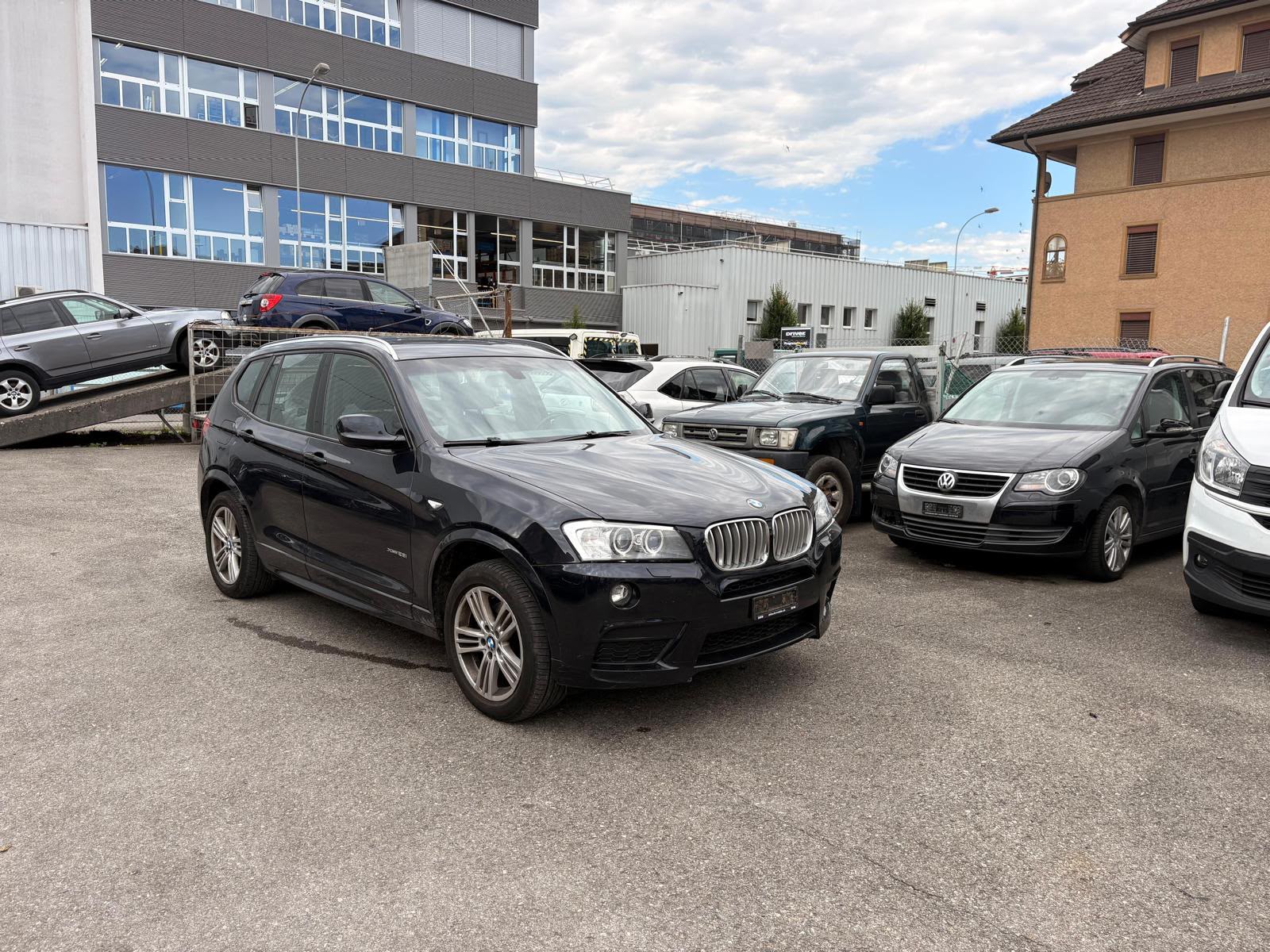 BMW X3 xDrive 28i Steptronic-image-0