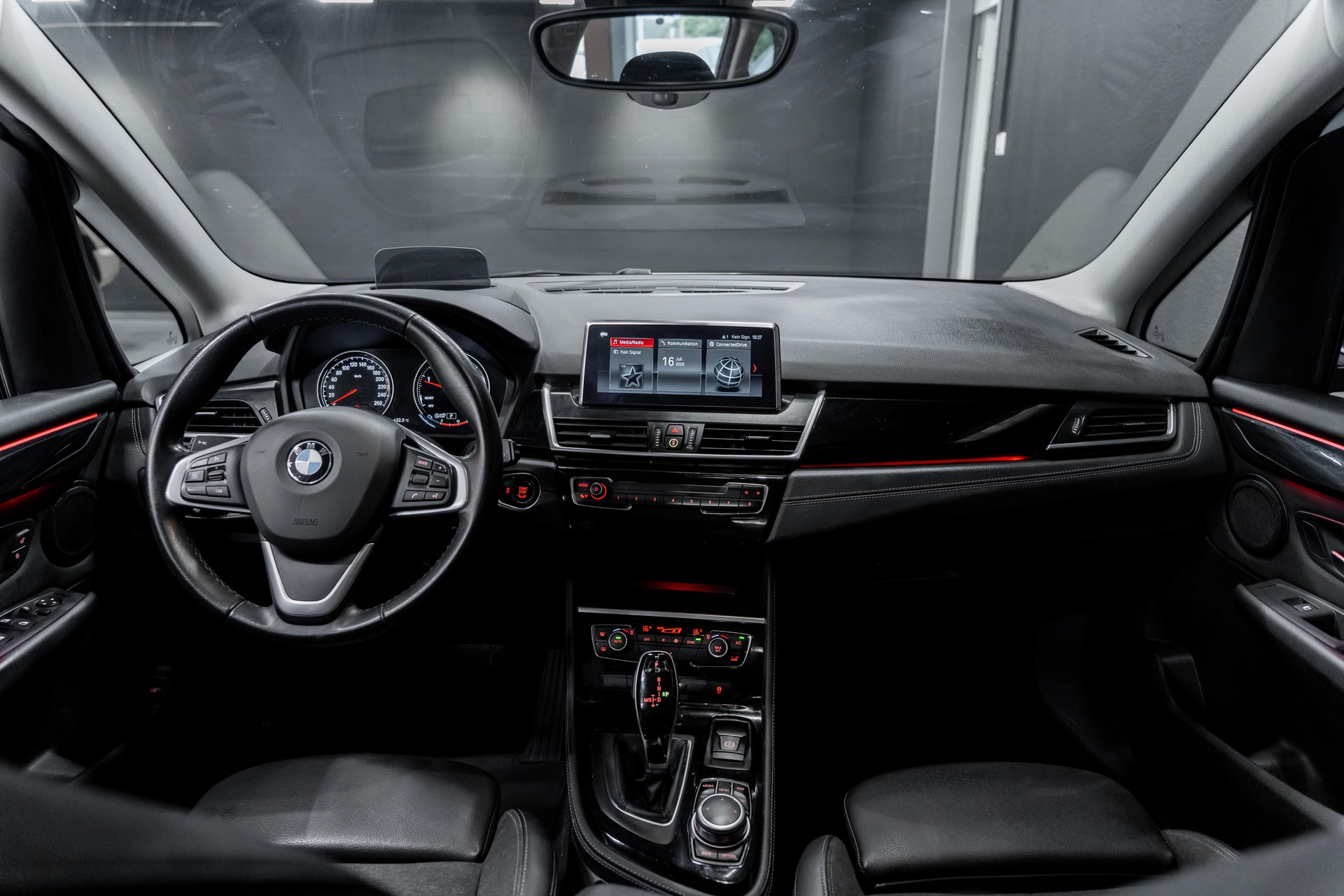 BMW 218d Gran Tourer Spor Line Steptronic / CH Auto / Head Up Display / Sitzheizung / 8 Fach Räder /-image-7