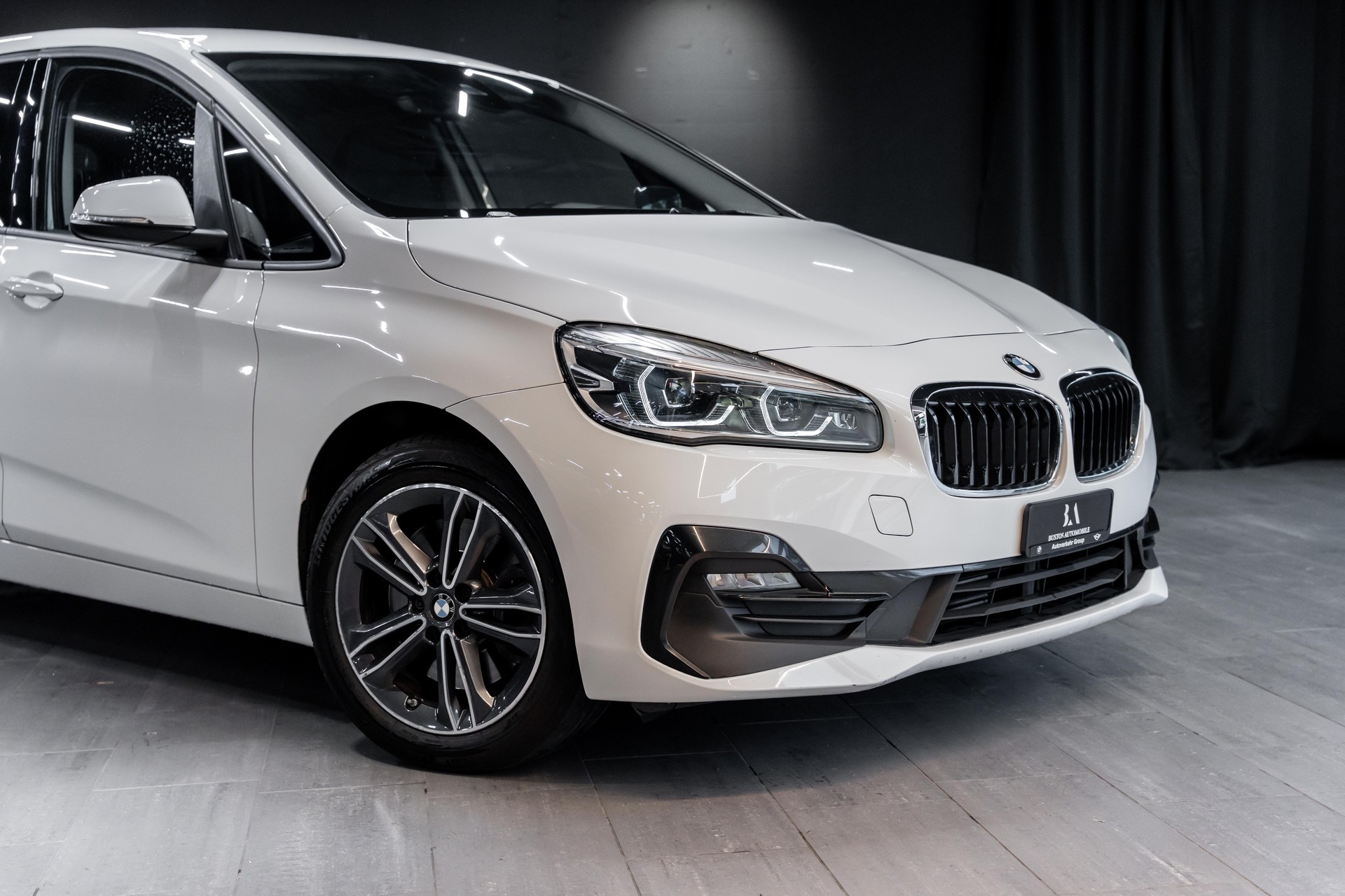 BMW 218d Gran Tourer Spor Line Steptronic / CH Auto / Head Up Display / Sitzheizung / 8 Fach Räder /-image-1