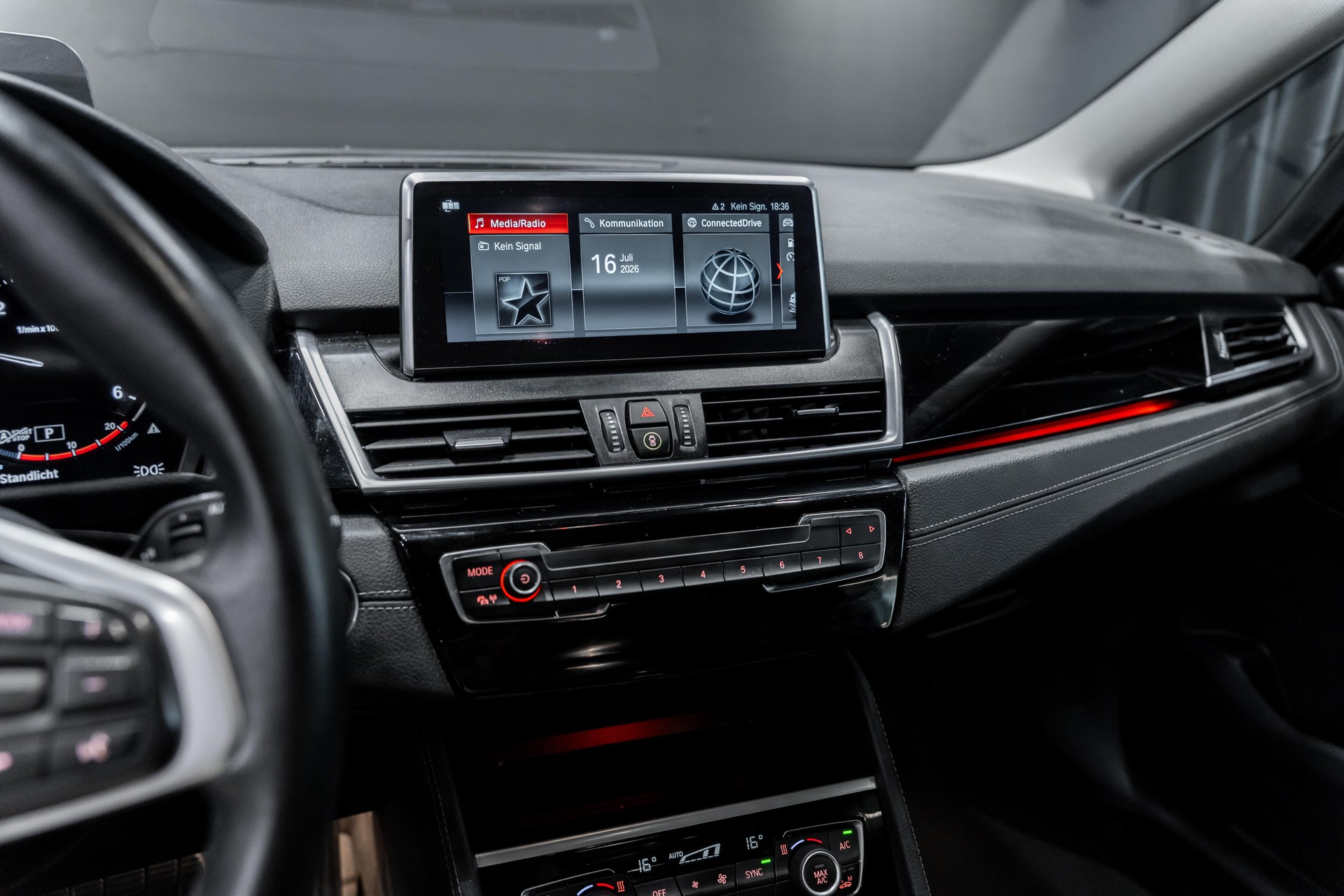 BMW 218d Gran Tourer Spor Line Steptronic / CH Auto / Head Up Display / Sitzheizung / 8 Fach Räder /-image-12