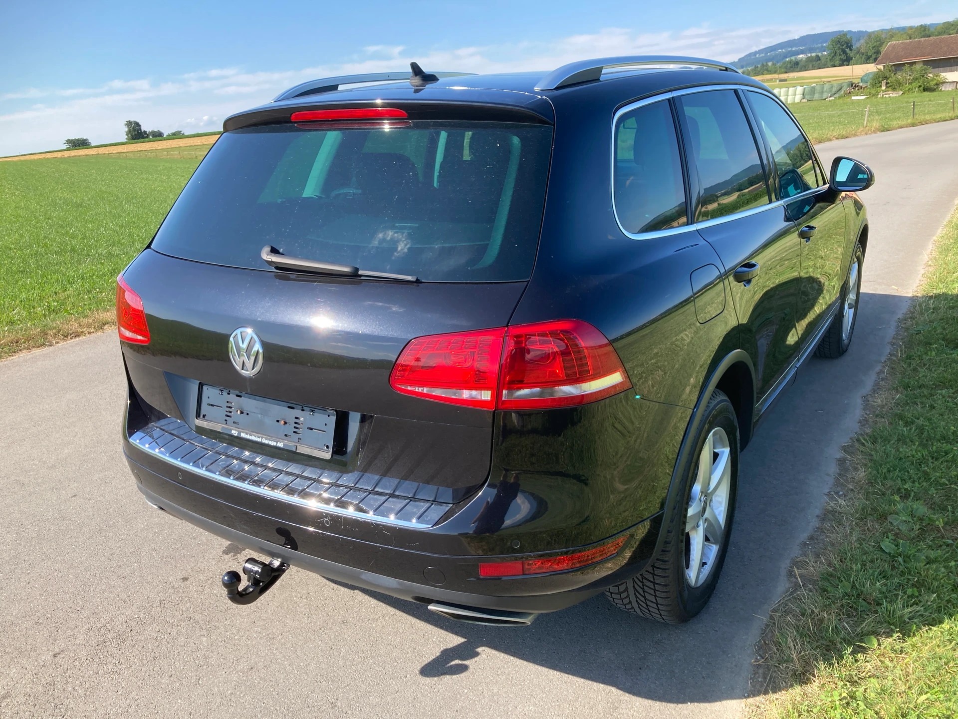 VW Touareg 3.0 TDI BMT Black Pearl Tiptronic mit Anhängerkupplung 3`500 KG-image-2