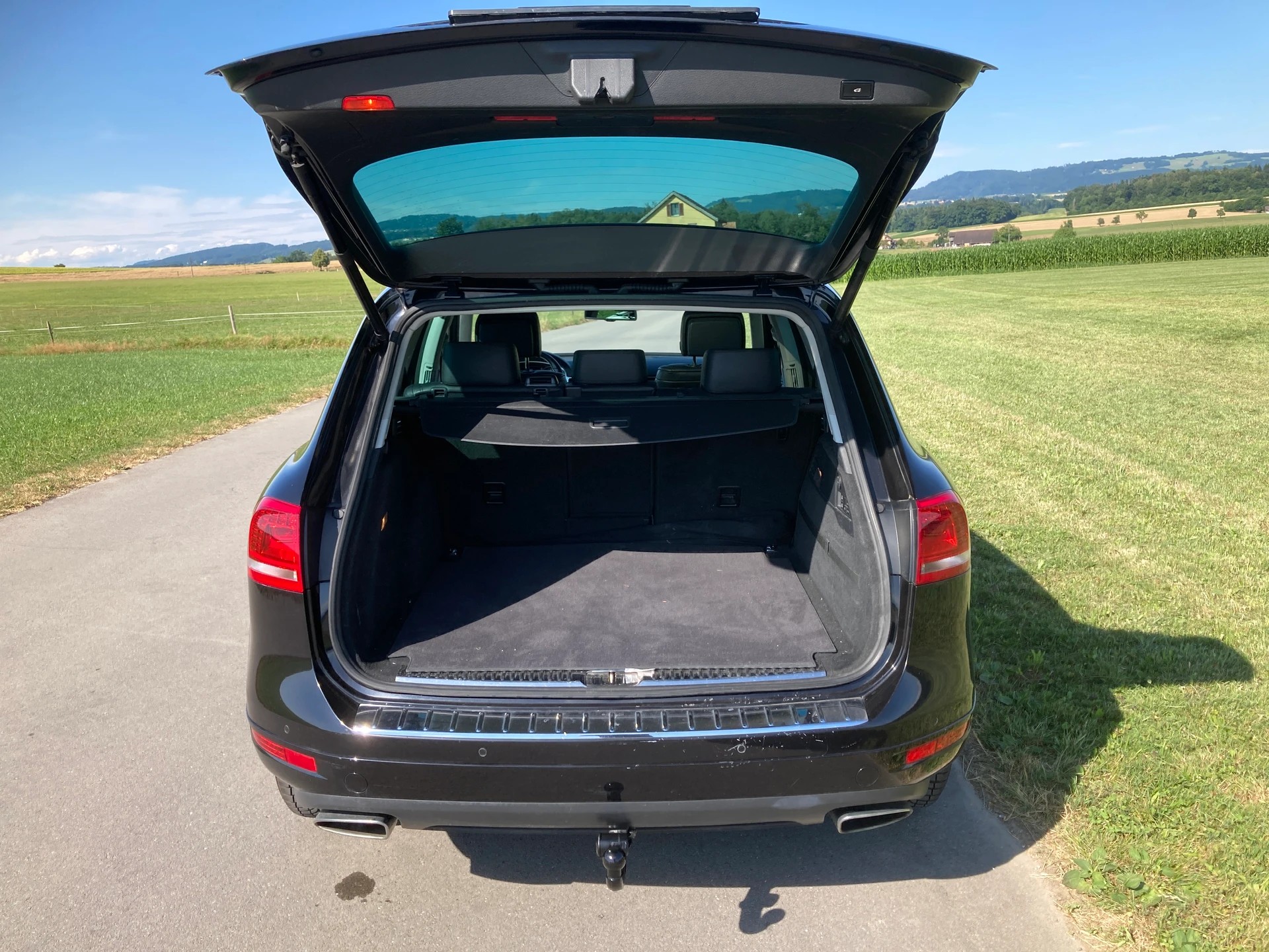 VW Touareg 3.0 TDI BMT Black Pearl Tiptronic mit Anhängerkupplung 3`500 KG-image-5