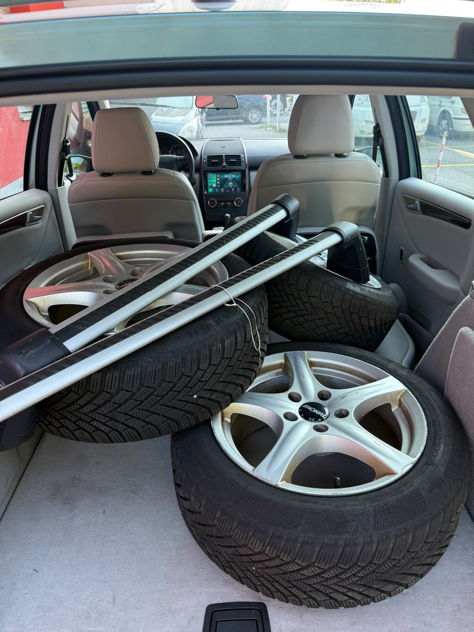 MERCEDES-BENZ A200 Turbo Elegance-image-8