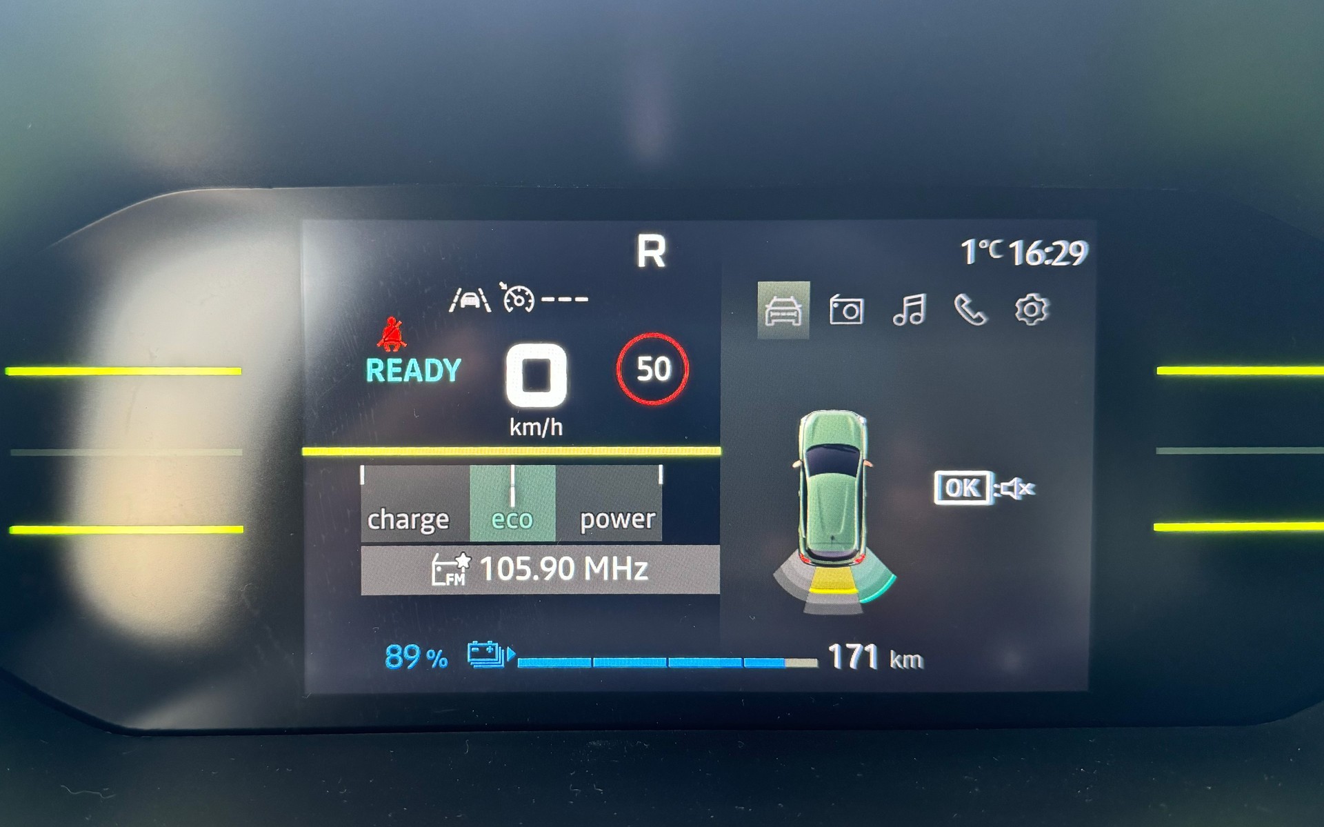DACIA SPRING 27 kWh 45 PS EXPRESSION mit NAVI-image-8