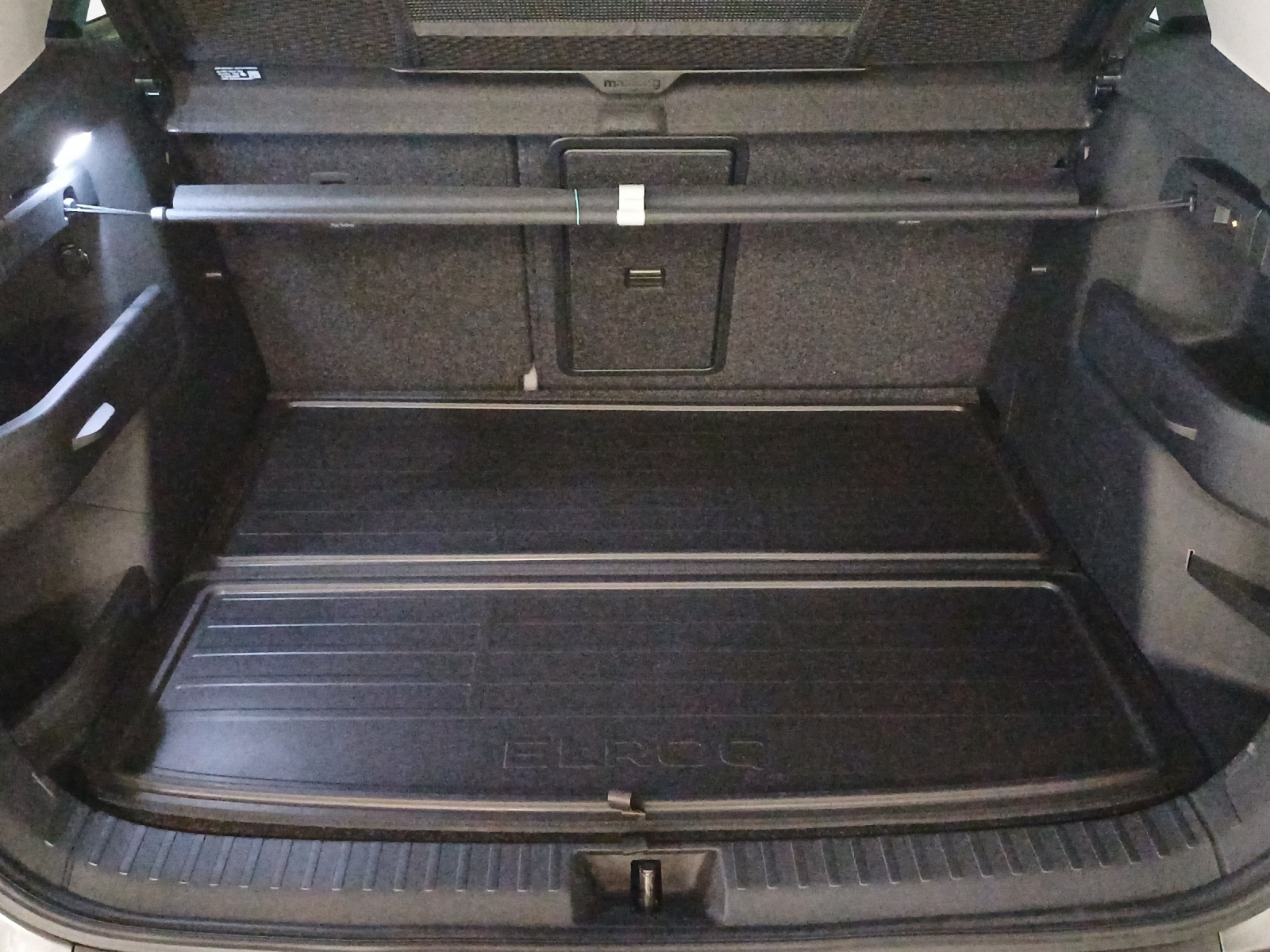 SKODA Elroq 85-image-12