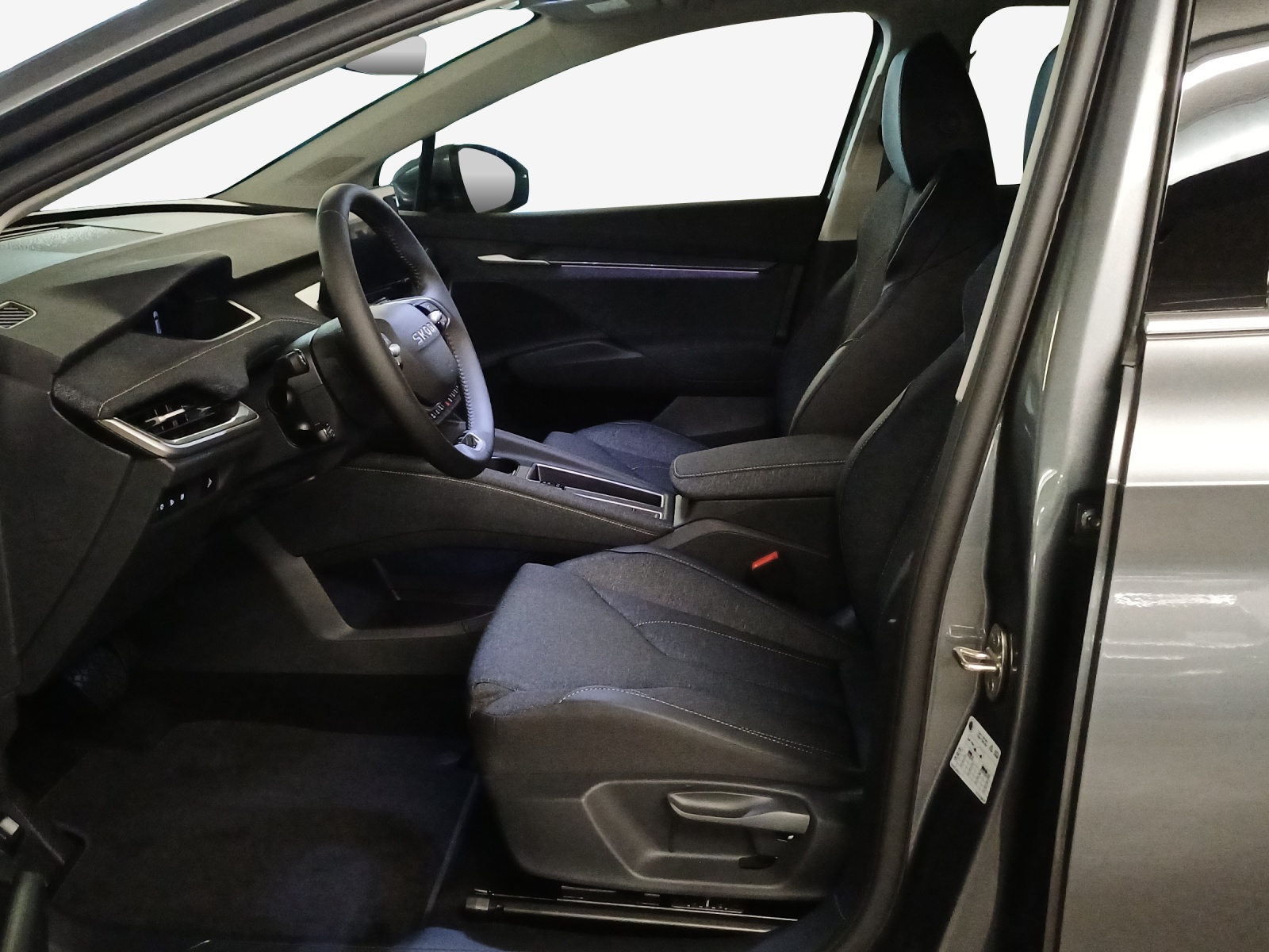 SKODA Elroq 85-image-7