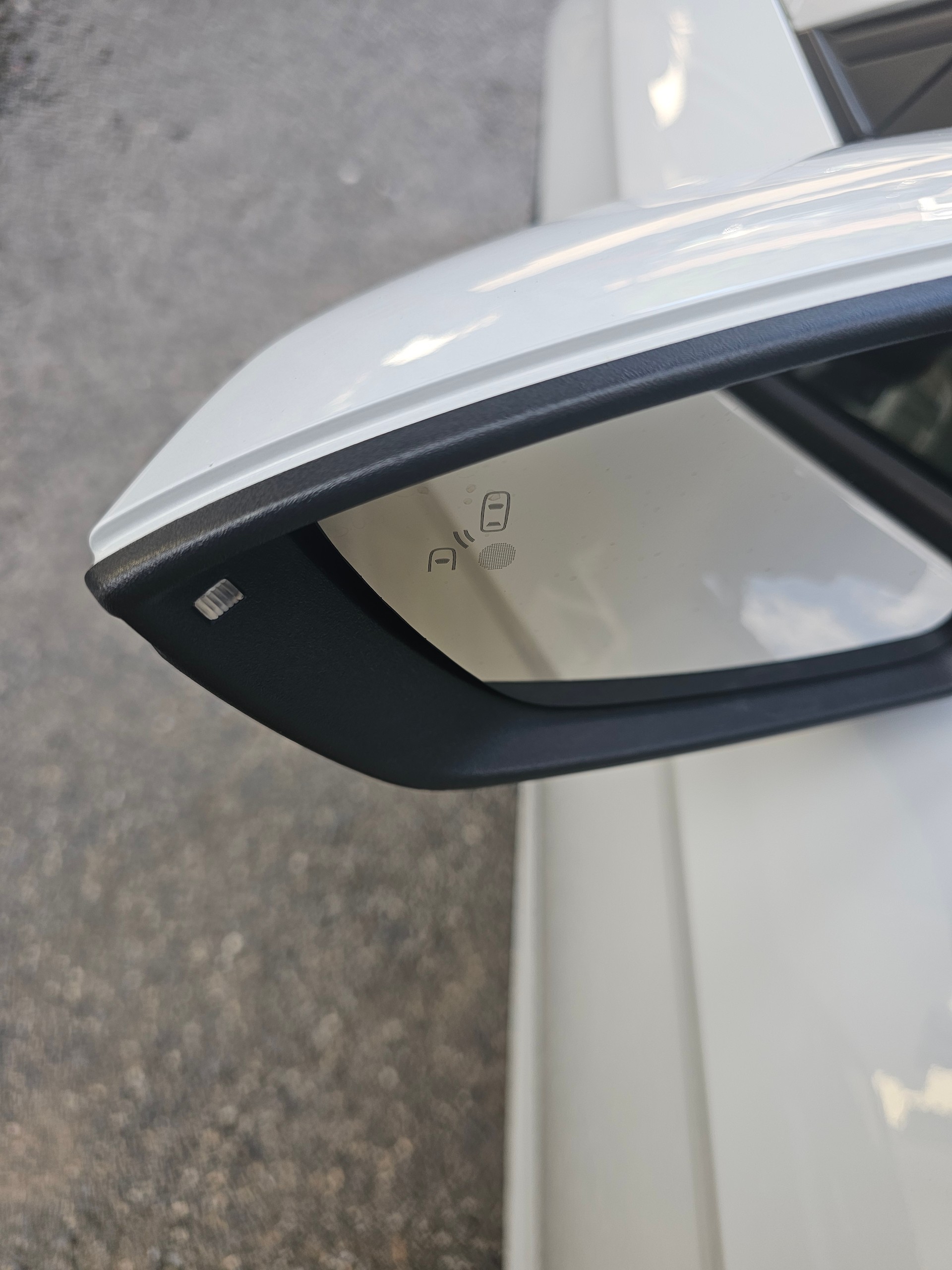 SEAT Leon ST 1.6 TDI CR Style DSG-image-25