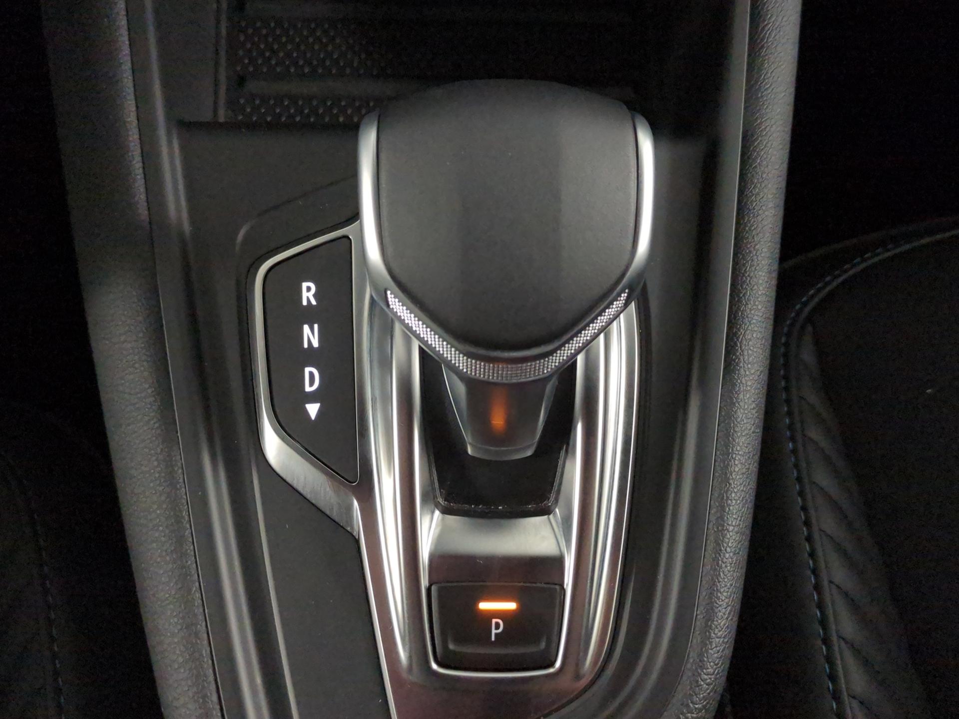 RENAULT Captur 1.3 TCe Esprit Alpine EDC-image-22