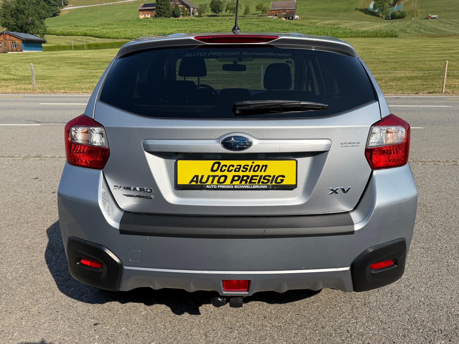 SUBARU XV 2.0 Swiss Two AWD CVT-image-14