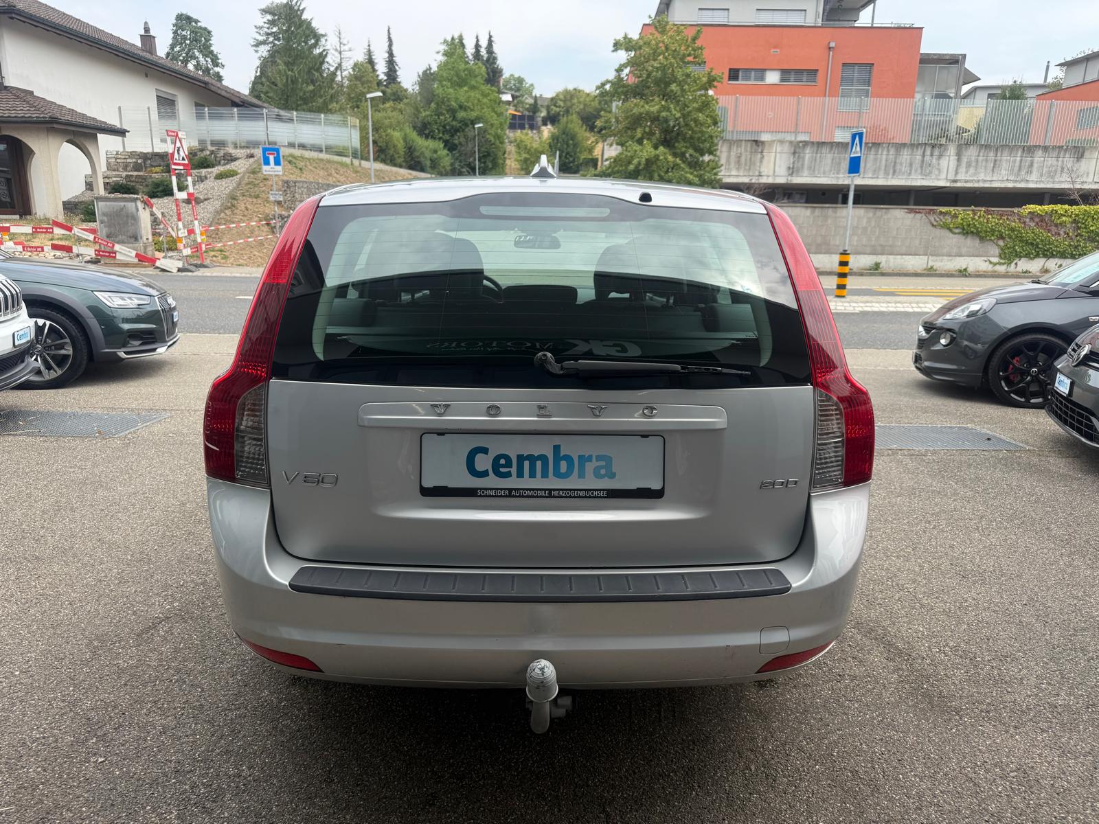 VOLVO V50 2.0D Momentum-image-3