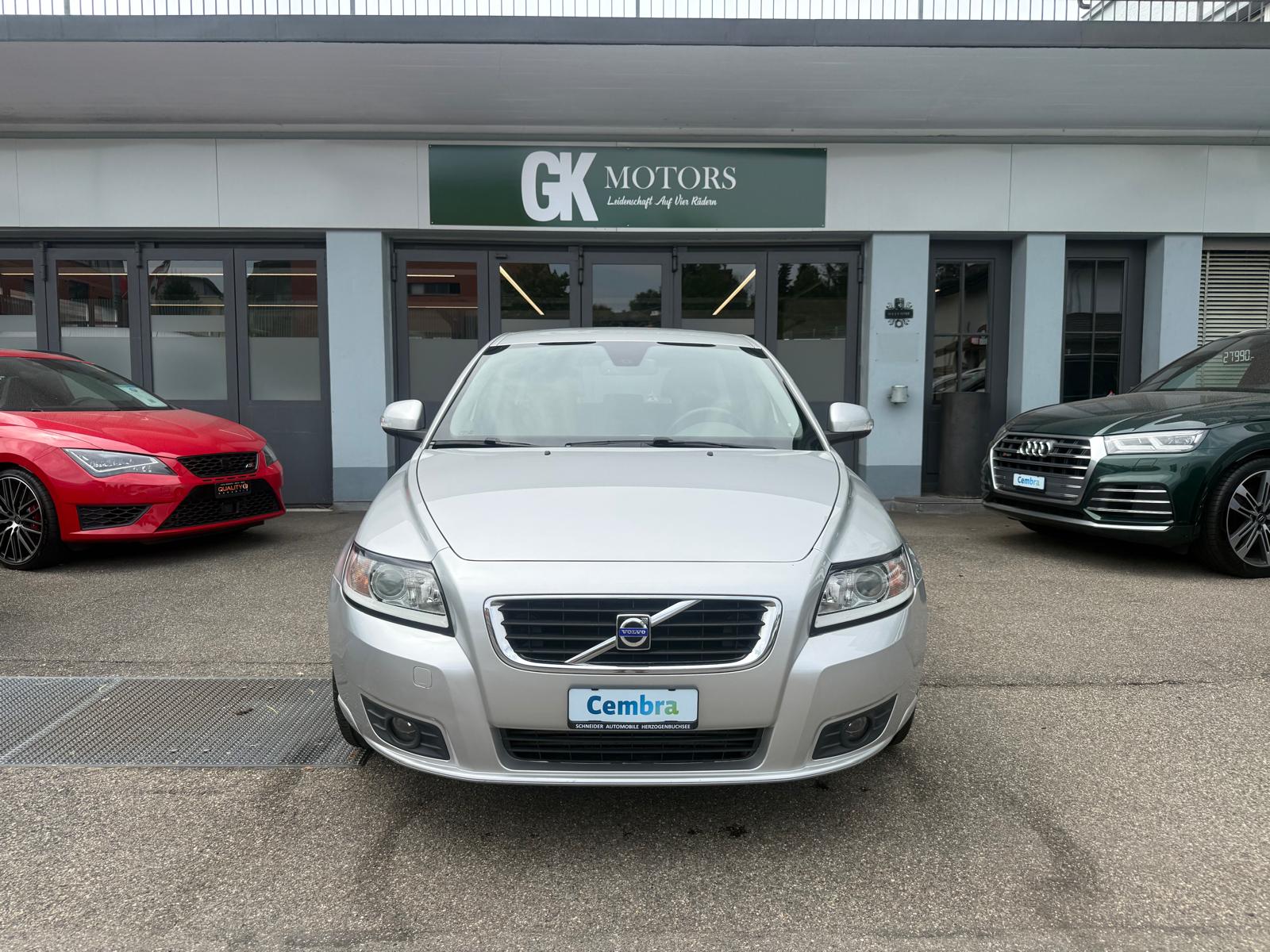 VOLVO V50 2.0D Momentum-image-7