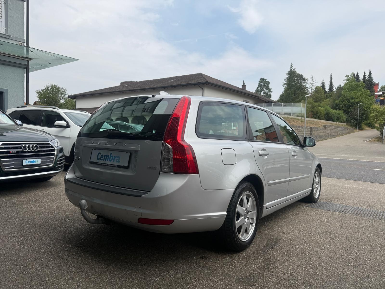 VOLVO V50 2.0D Momentum-image-4