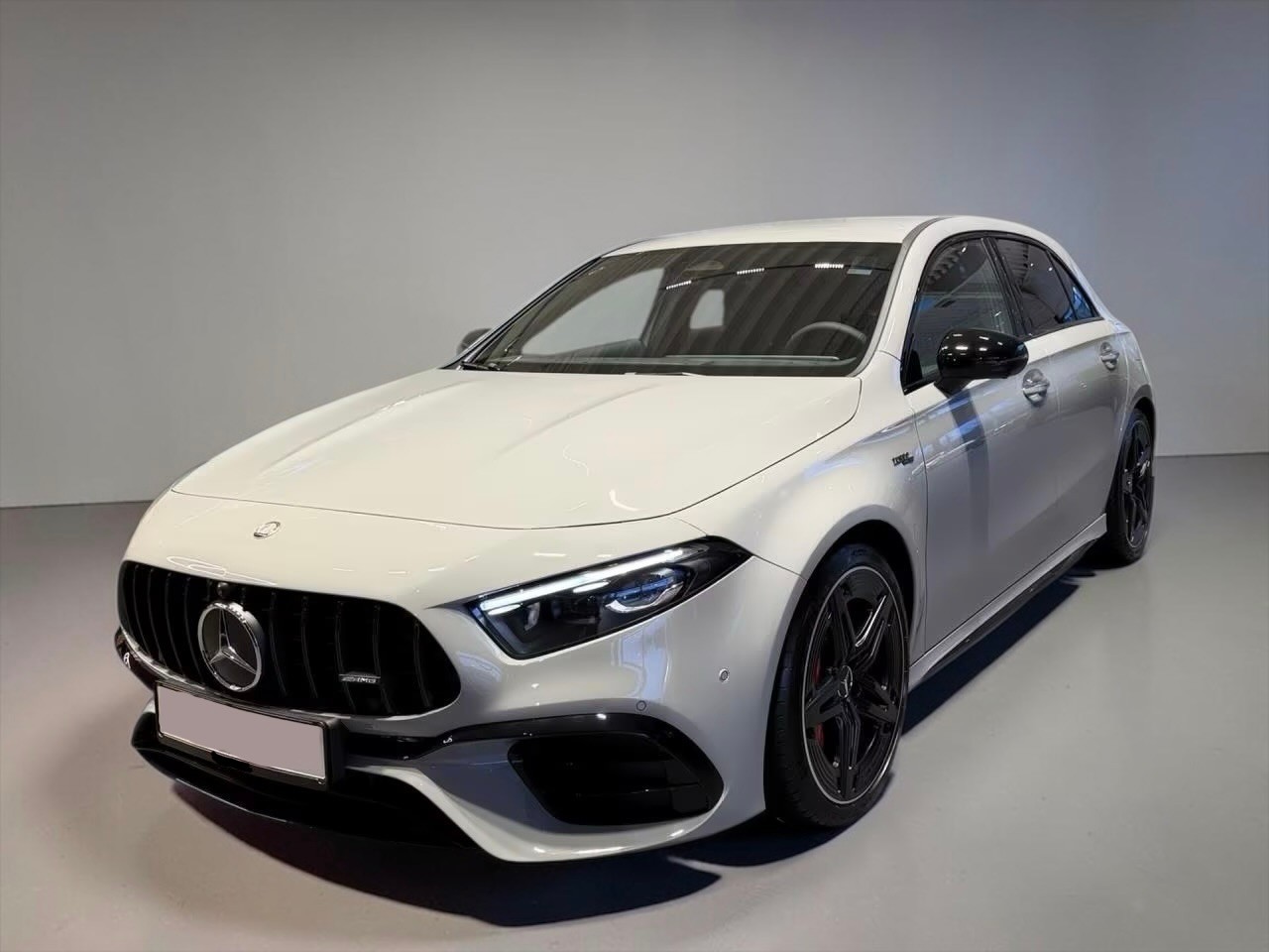 MERCEDES-BENZ A AMG 45 S 4Matic+ 8G-DCT-image-5