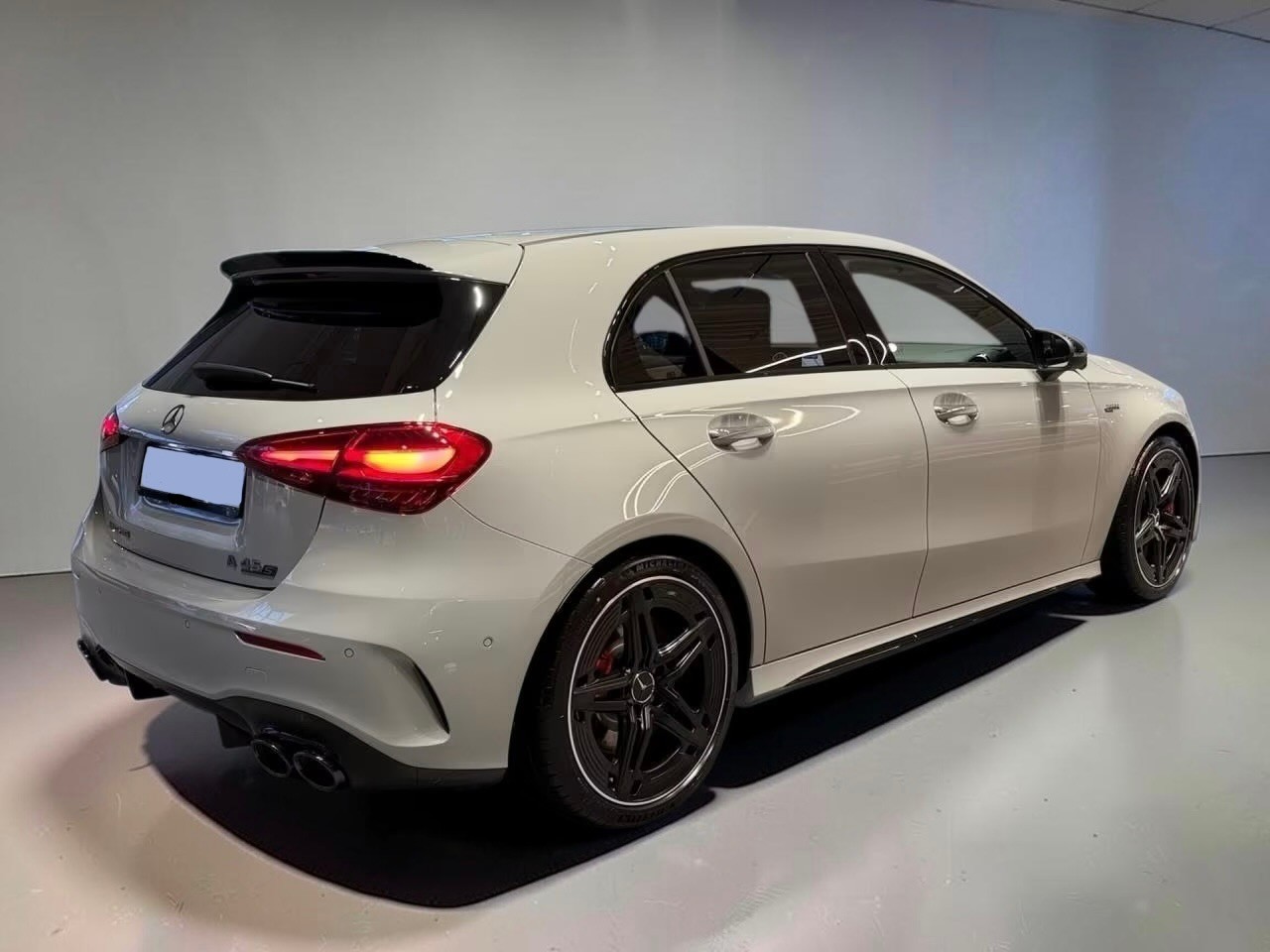MERCEDES-BENZ A AMG 45 S 4Matic+ 8G-DCT-image-1