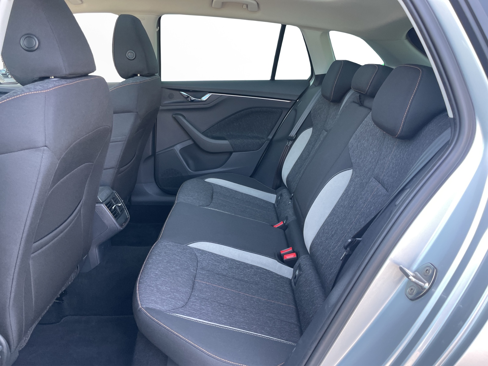 SKODA Scala 1.5 TSI ACT Style DSG-image-14