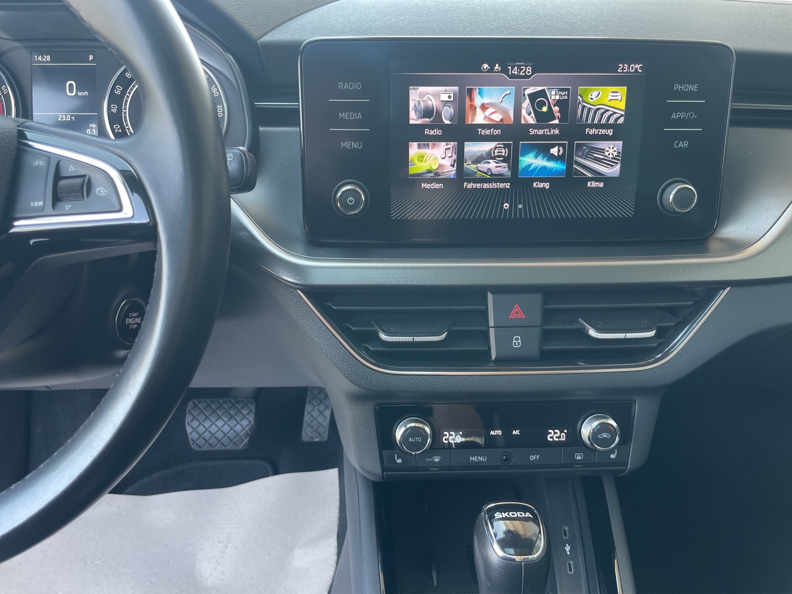 SKODA Scala 1.5 TSI ACT Style DSG-image-11