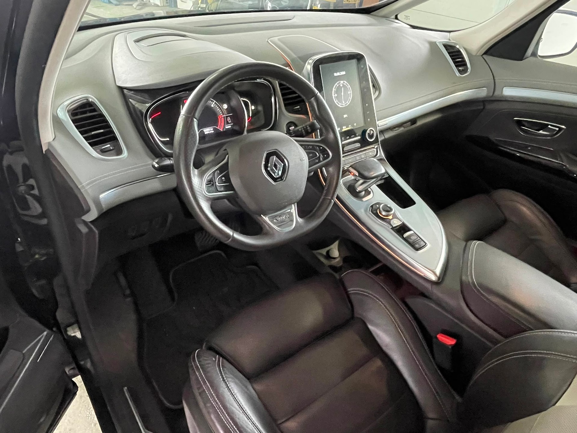 RENAULT Espace 1.6 dCi Initiale Paris EDC | 7-Plätzer | Frisch MFK | Ab Service | CH-Auto-image-7