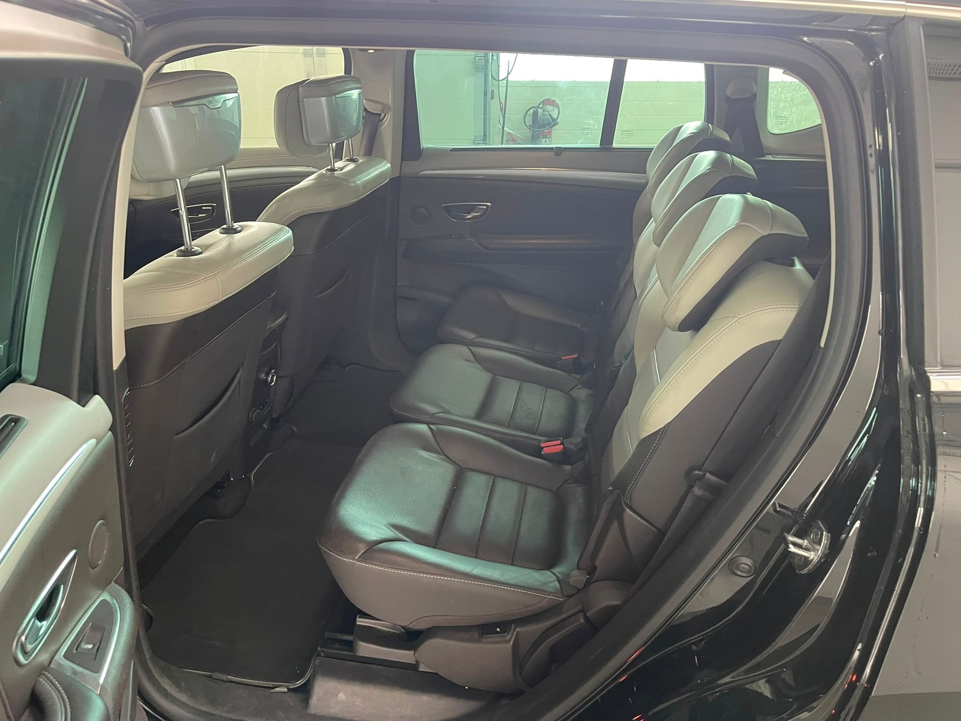 RENAULT Espace 1.6 dCi Initiale Paris EDC | 7-Plätzer | Frisch MFK | Ab Service | CH-Auto-image-9