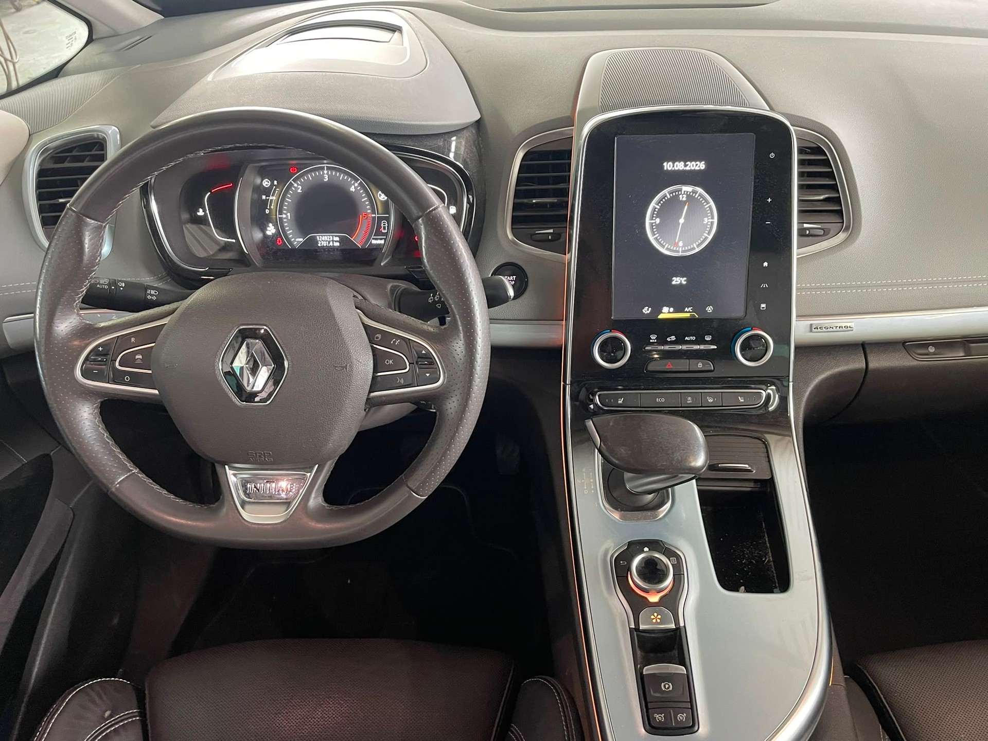 RENAULT Espace 1.6 dCi Initiale Paris EDC | 7-Plätzer | Frisch MFK | Ab Service | CH-Auto-image-14