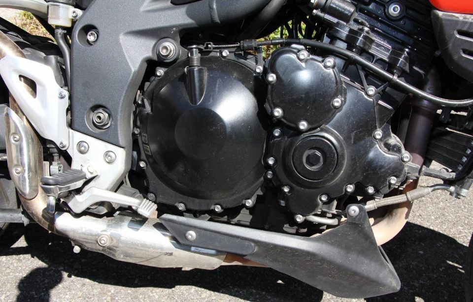 TRIUMPH Tiger 1050 ABS SE-image-4