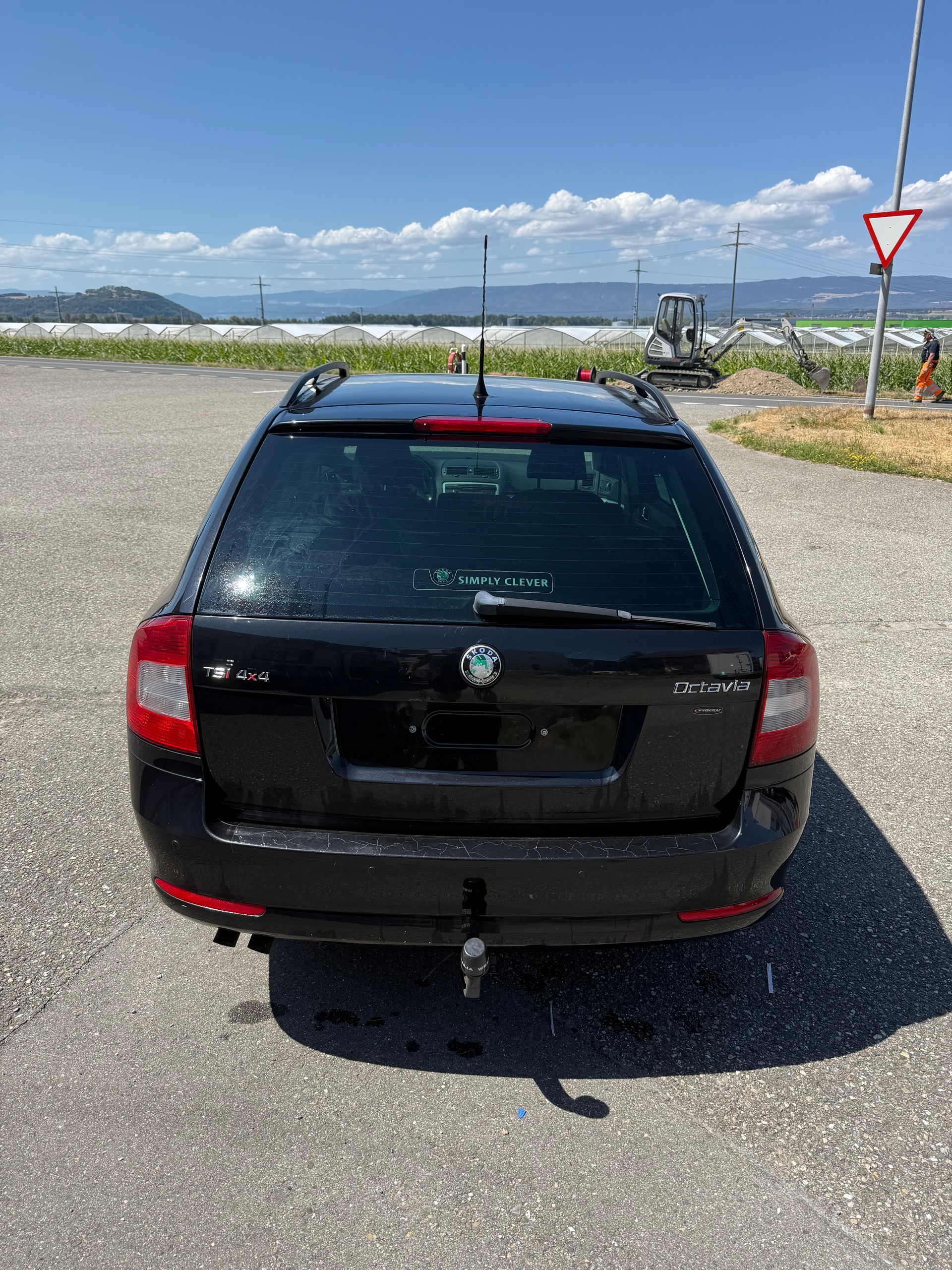 SKODA Octavia Combi 1.8 TSI Stöckli 4x4-image-2