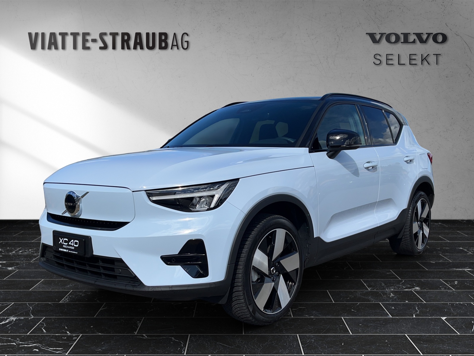 VOLVO XC40 E80 Twin Plus AWD-image-0