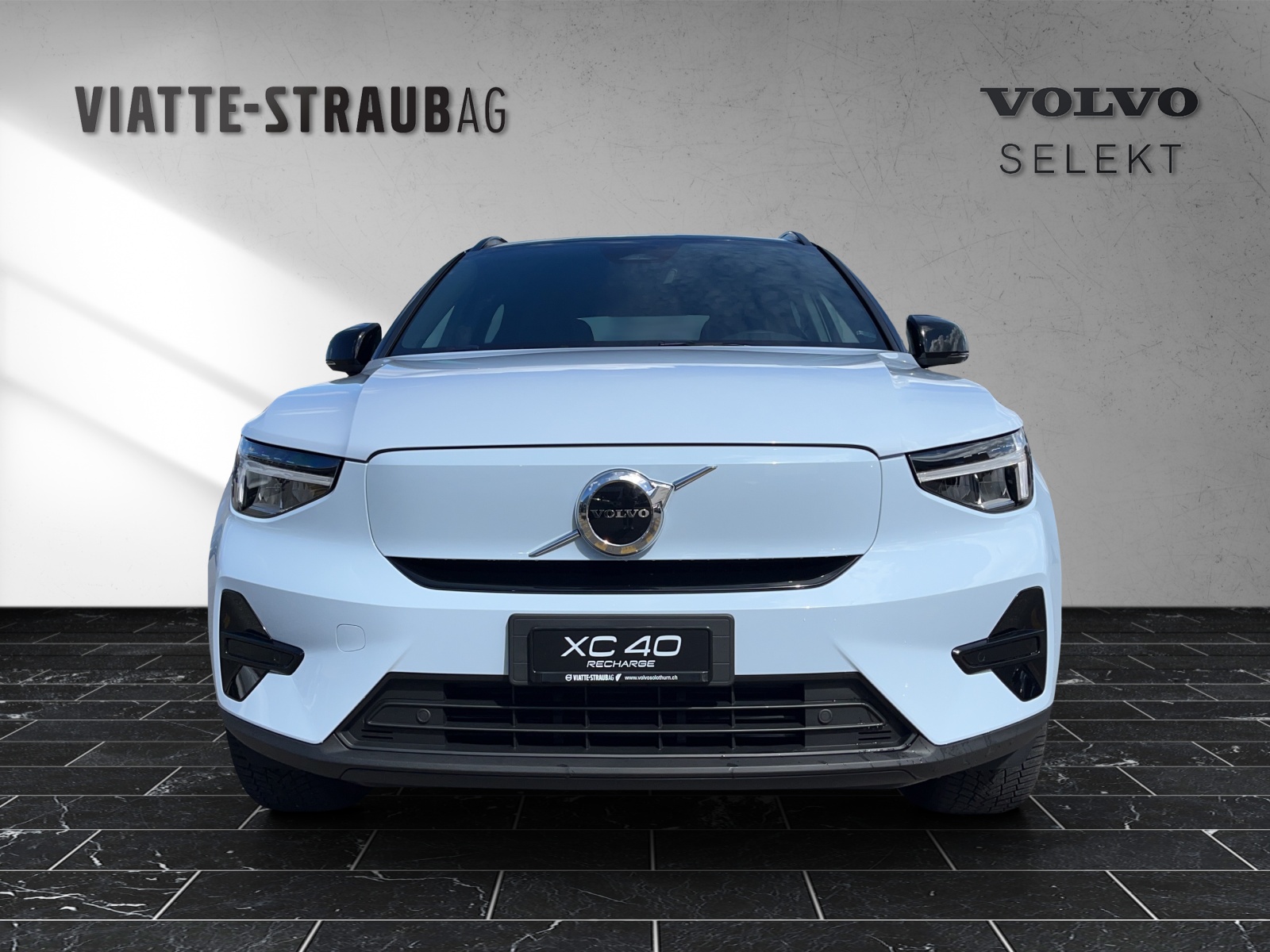 VOLVO XC40 E80 Twin Plus AWD-image-7