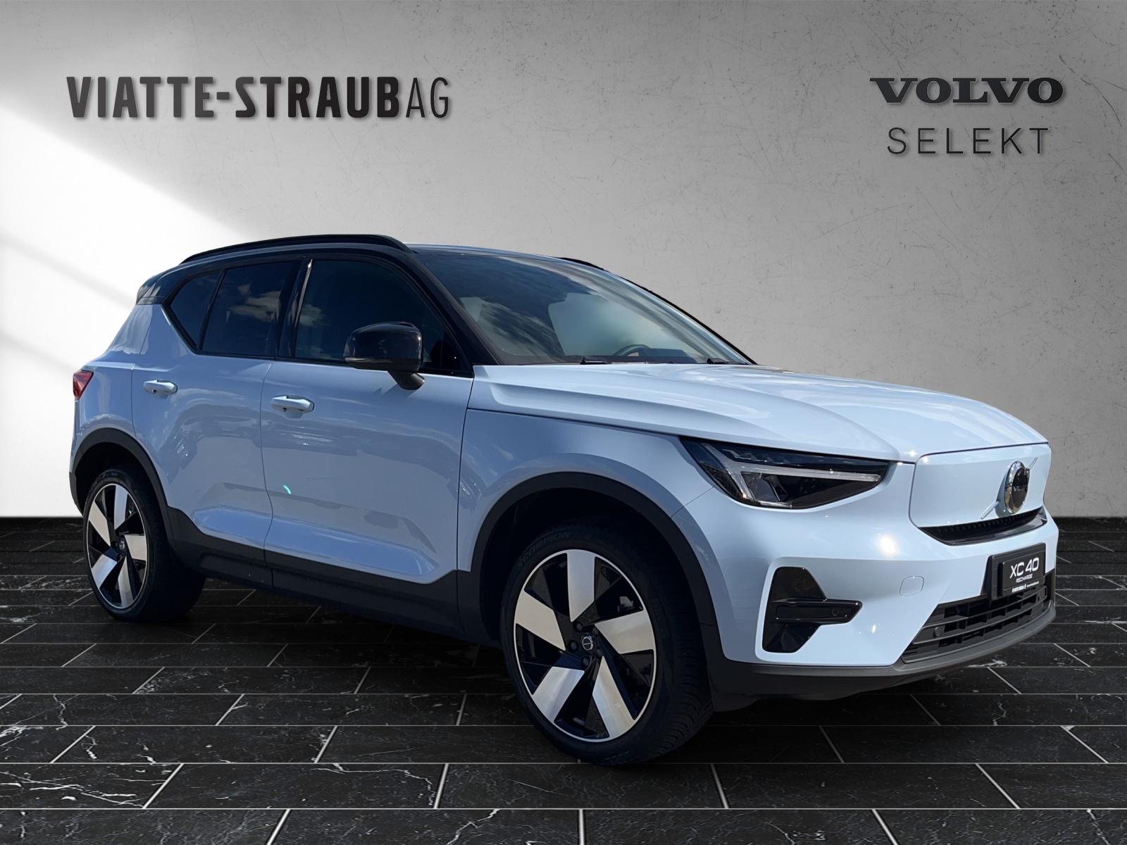 VOLVO XC40 E80 Twin Plus AWD-image-6