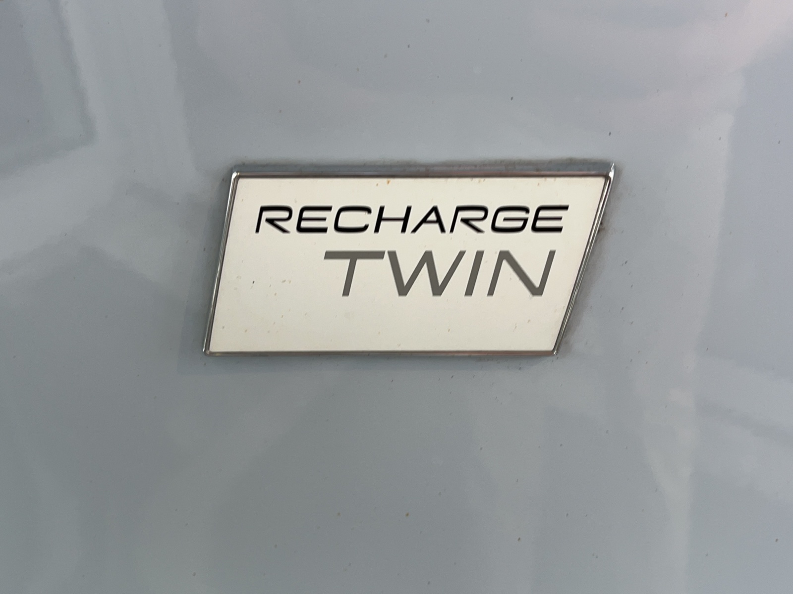 VOLVO XC40 E80 Twin Plus AWD-image-18