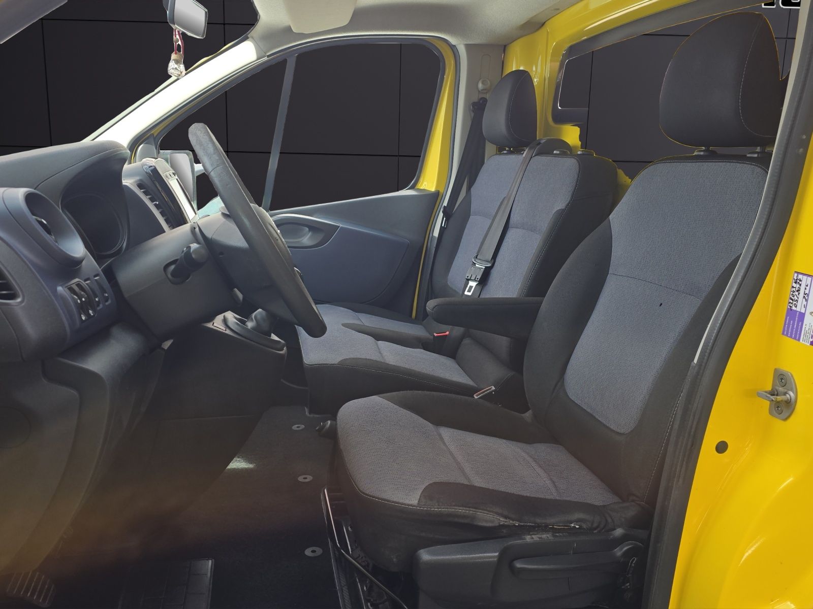 OPEL Vivaro 1.6 CDTI 2.7t L1H1-image-8