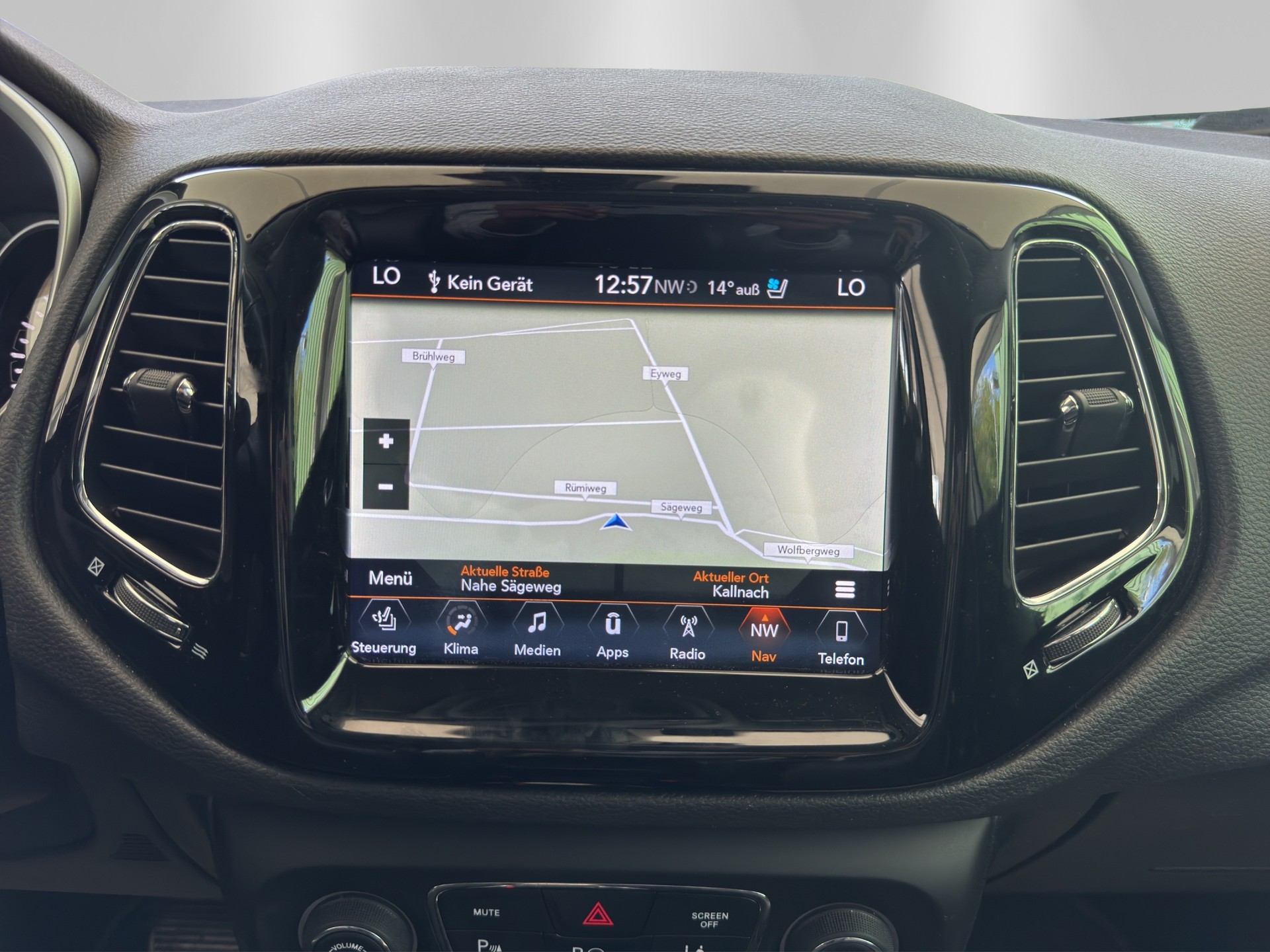JEEP Compass 2.0CRD Limited AWD 9ATX-image-11