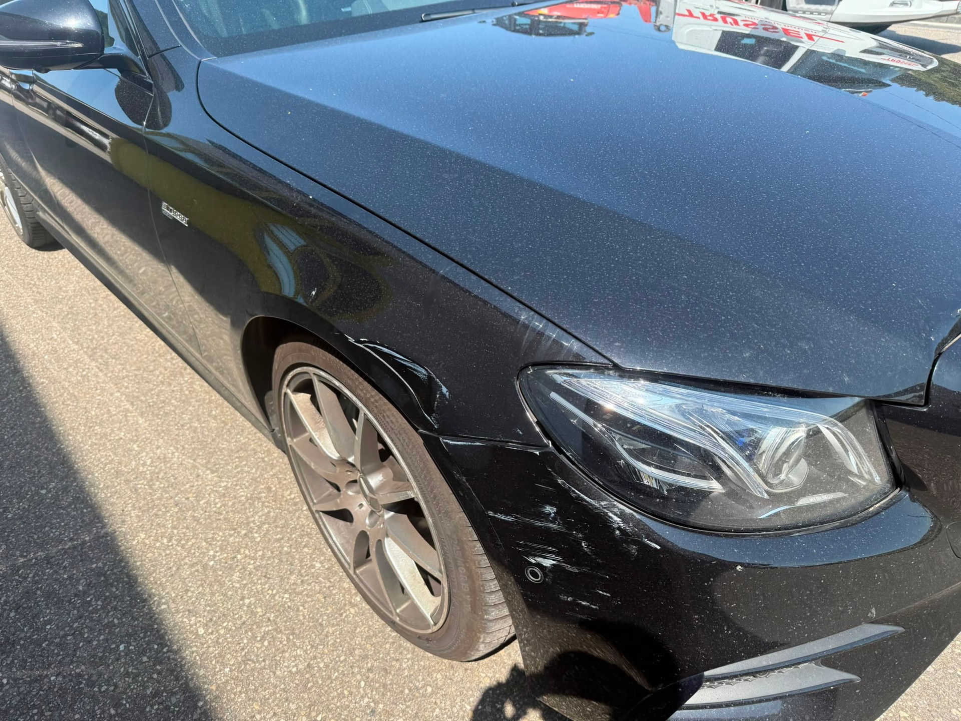 MERCEDES-BENZ E 43 AMG 4Matic 9G-Tronic-image-4