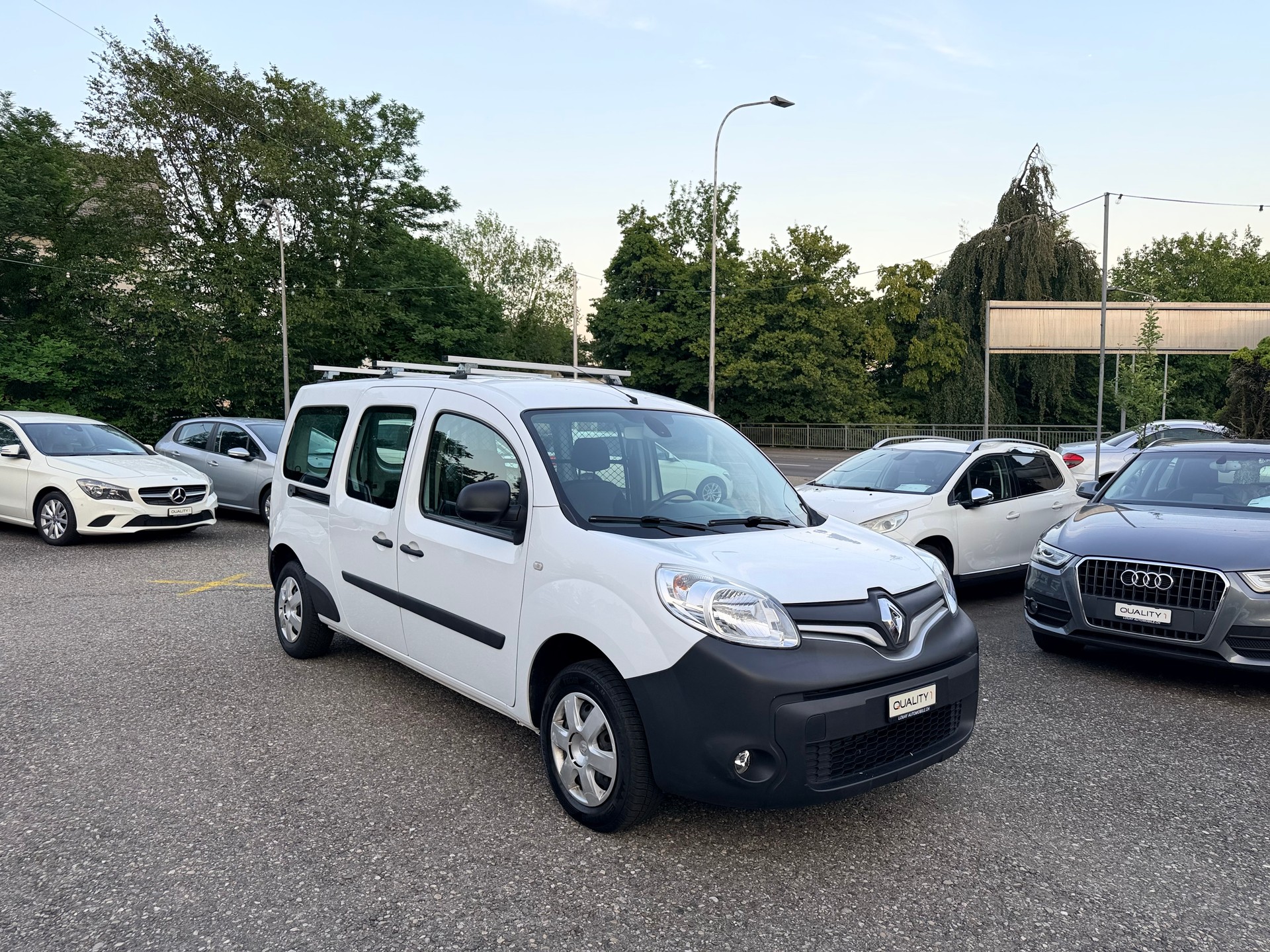 RENAULT Kangoo Medium dCi 110 ENERGY Business-image-2