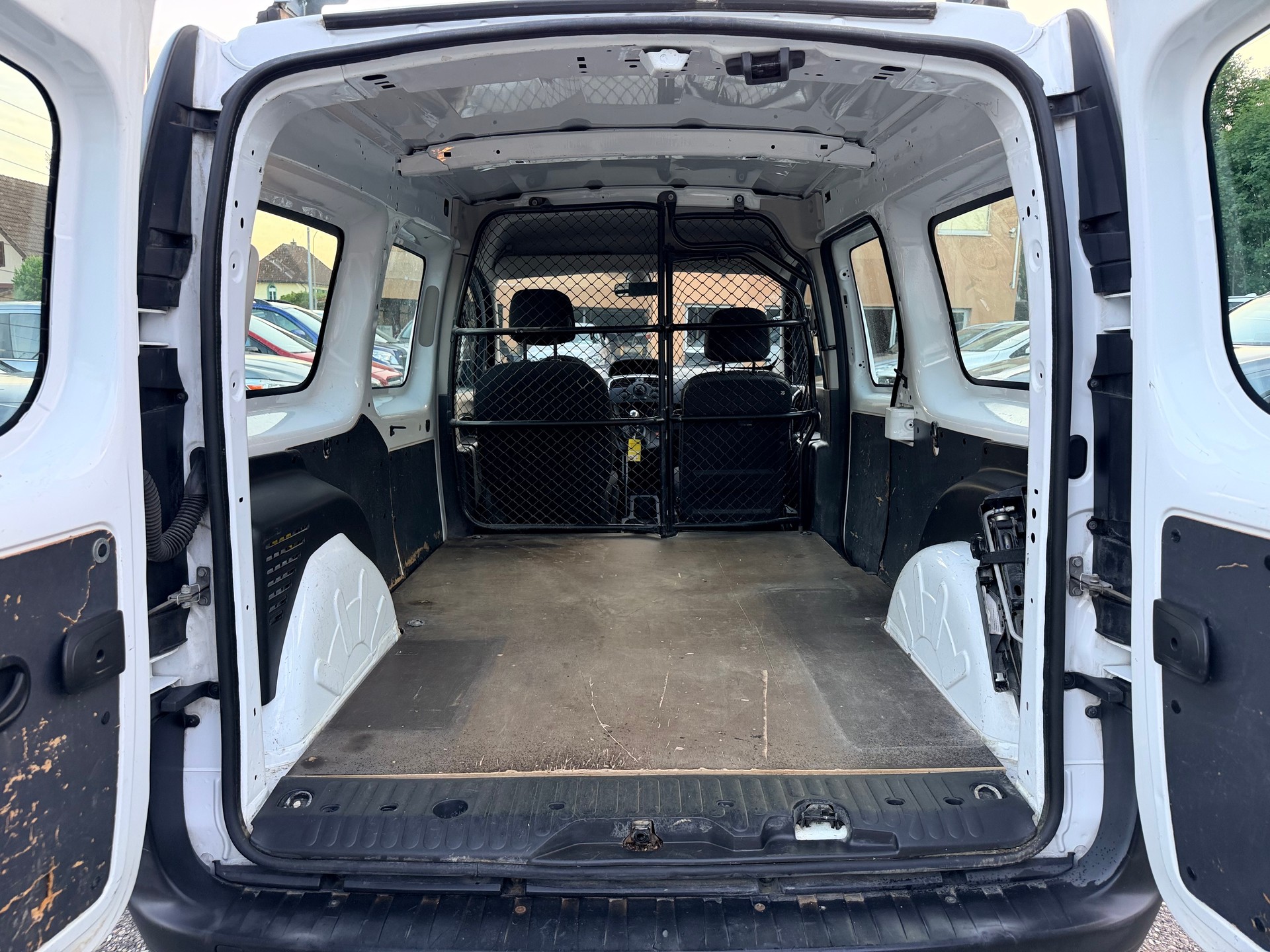 RENAULT Kangoo Medium dCi 110 ENERGY Business-image-12