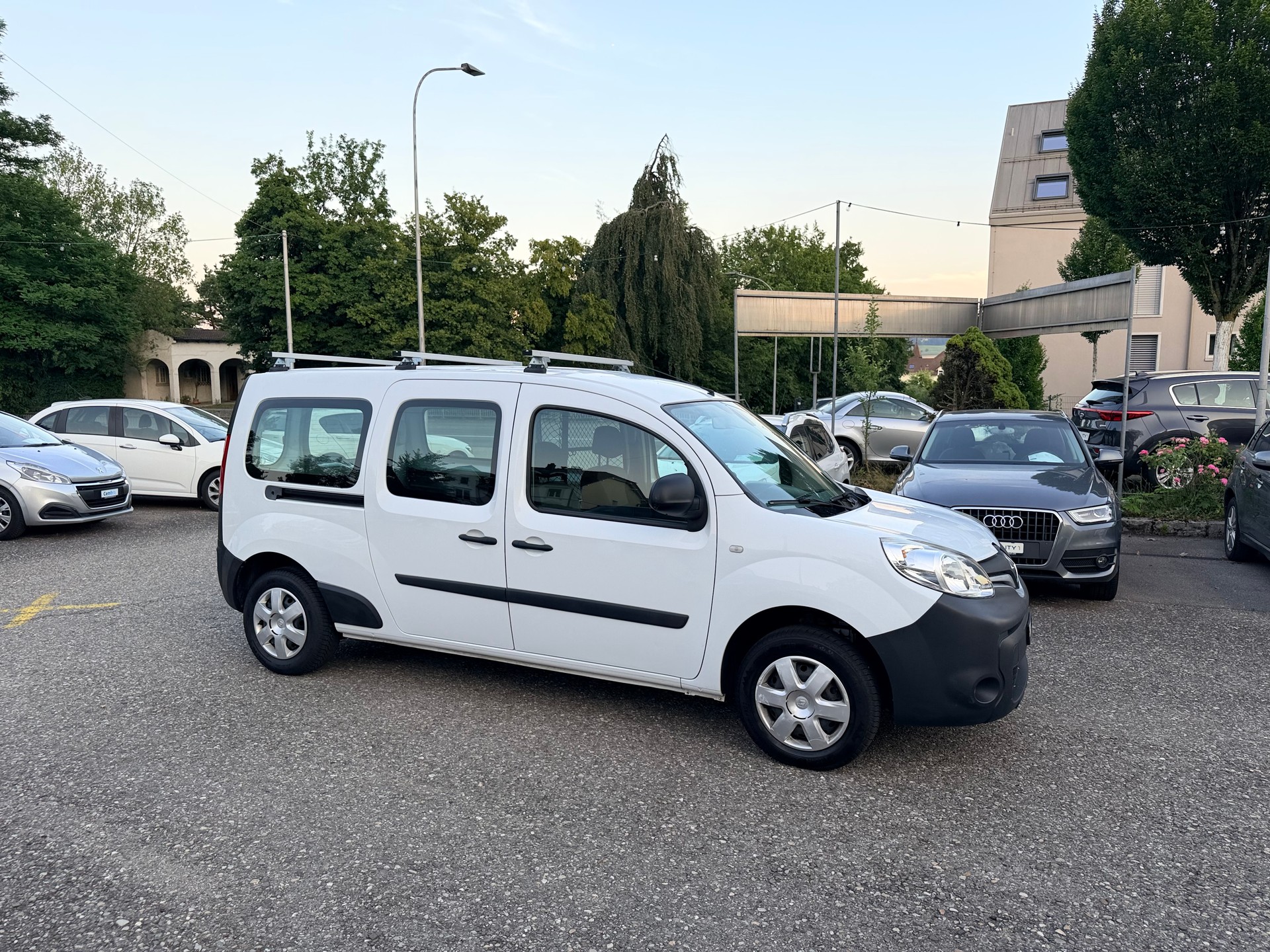 RENAULT Kangoo Medium dCi 110 ENERGY Business-image-3