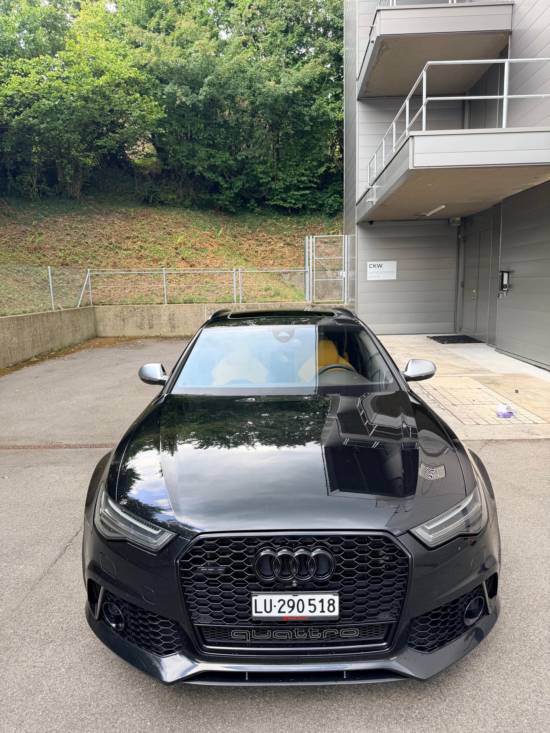 AUDI RS6-image-0