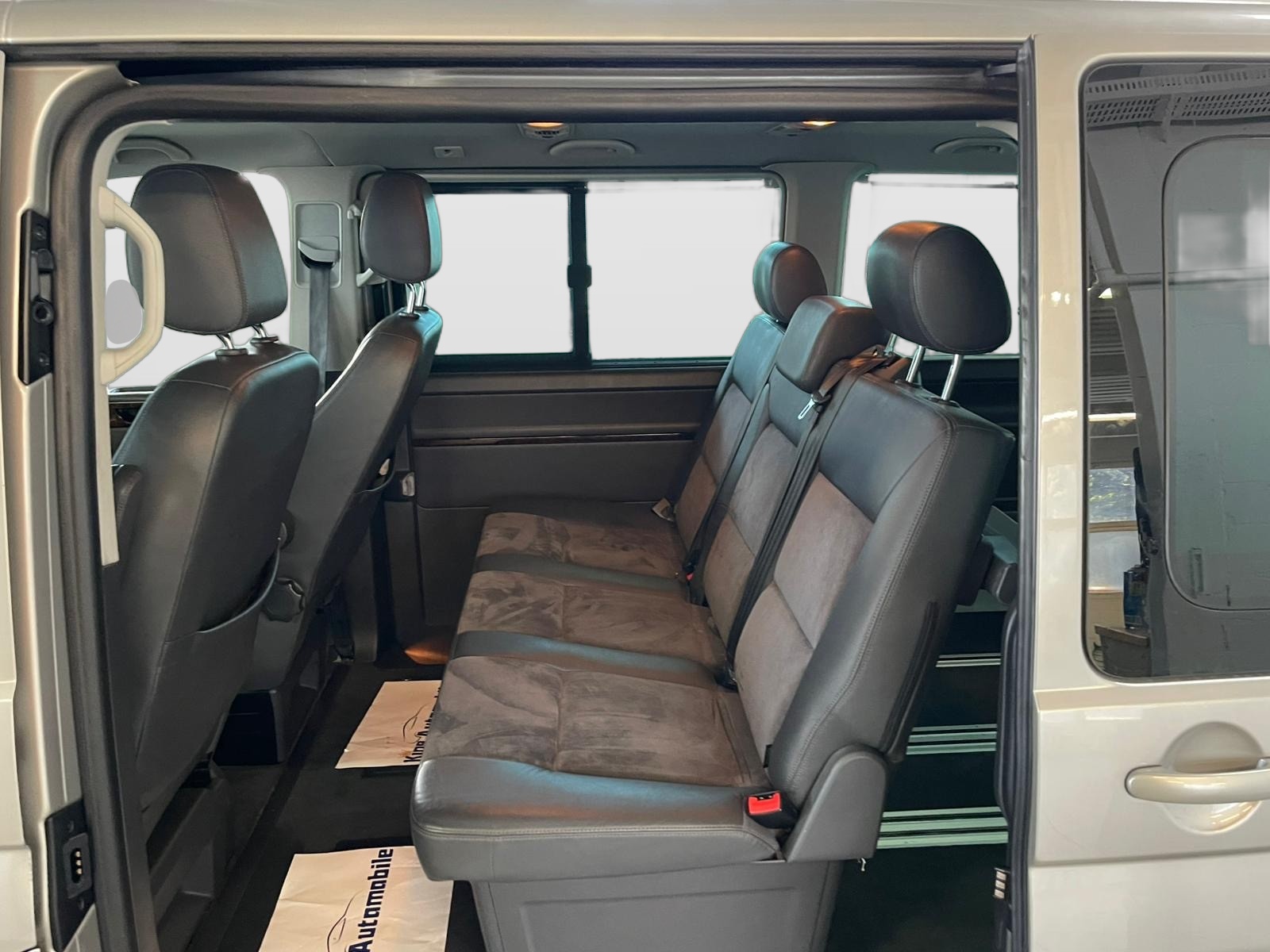 VW T5 Multivan 2.0 Bi-TDI CR HL Prem. 4Motion DSG | MFK 02.2025 | AHK 2.5t. | Elektrische Türen-image-10