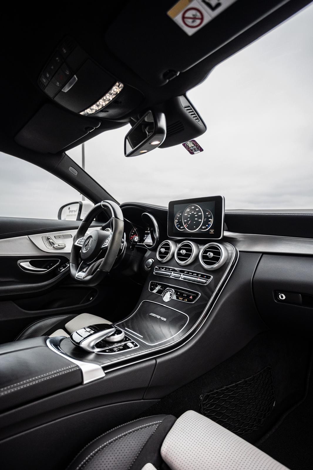MERCEDES-BENZ C 63 S AMG Speedshift-image-6