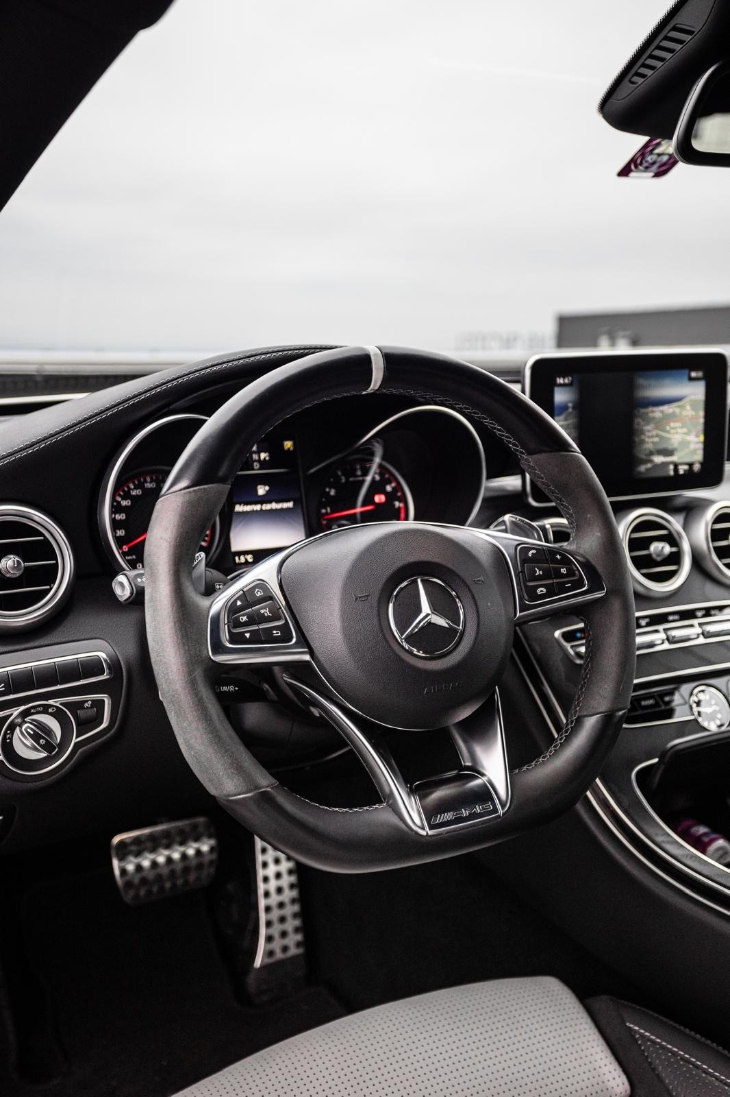 MERCEDES-BENZ C 63 S AMG Speedshift-image-8