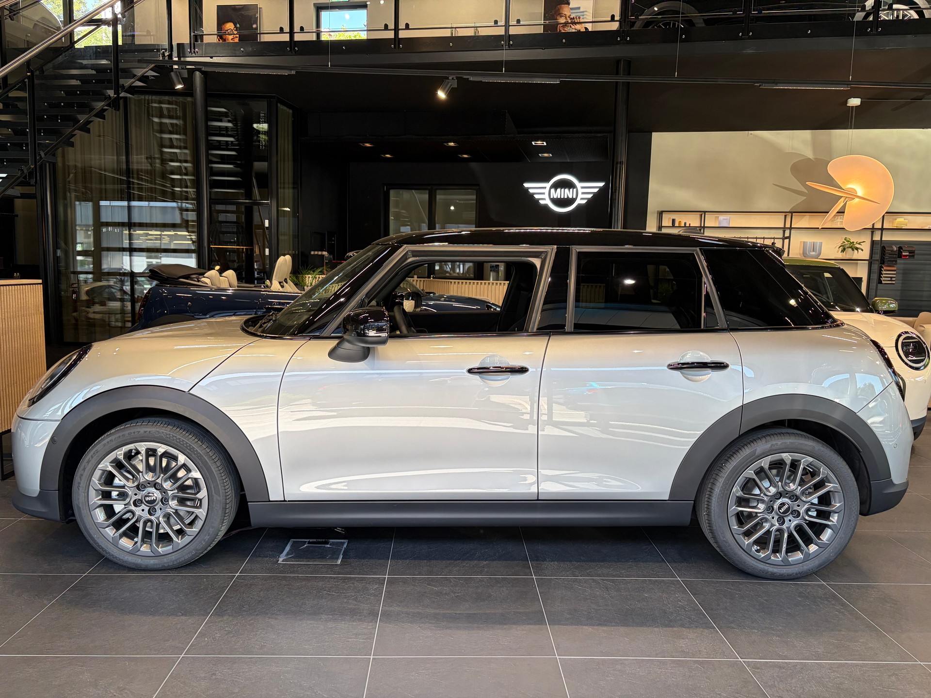 MINI Cooper C DKG I MINI Days Offer-showroom-element-1