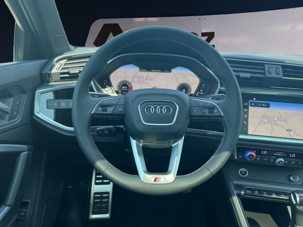 AUDI Q3 Sportback 35 TFSI S line Attraction S-tronic-image-12