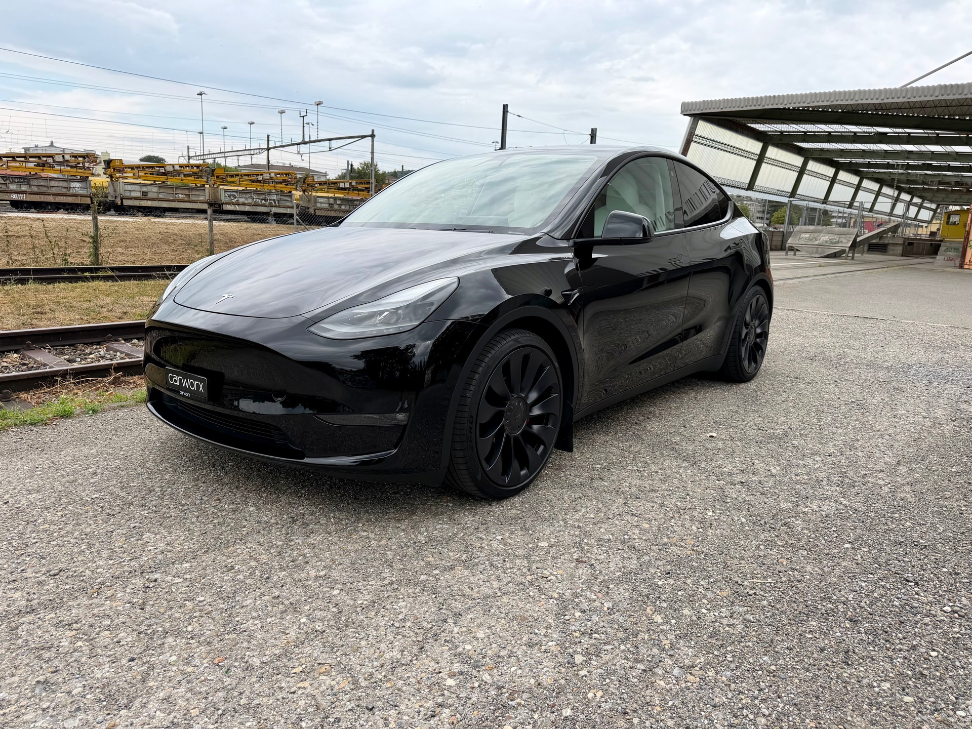 TESLA Model Y Performance-image-2