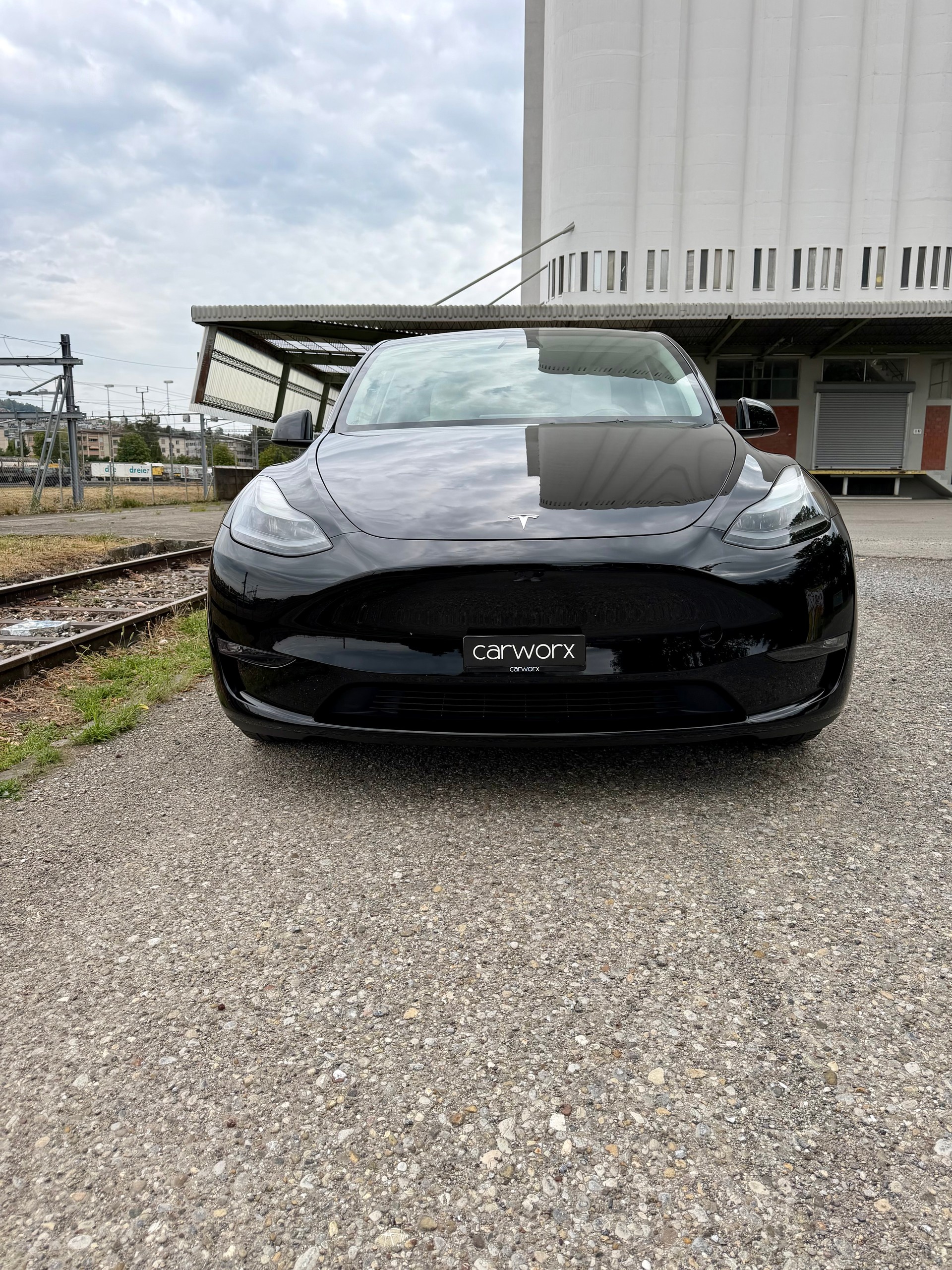 TESLA Model Y Performance-image-3