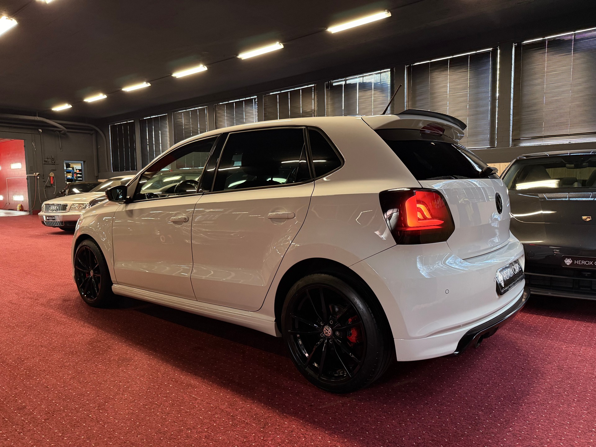 VW Polo 1.0 TSI BMT Allstar R-Line-image-12