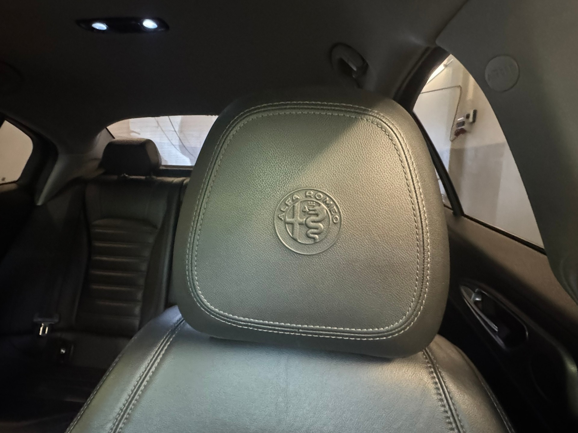 ALFA ROMEO Giulia 2.0 Veloce Q4 Automatic-image-19