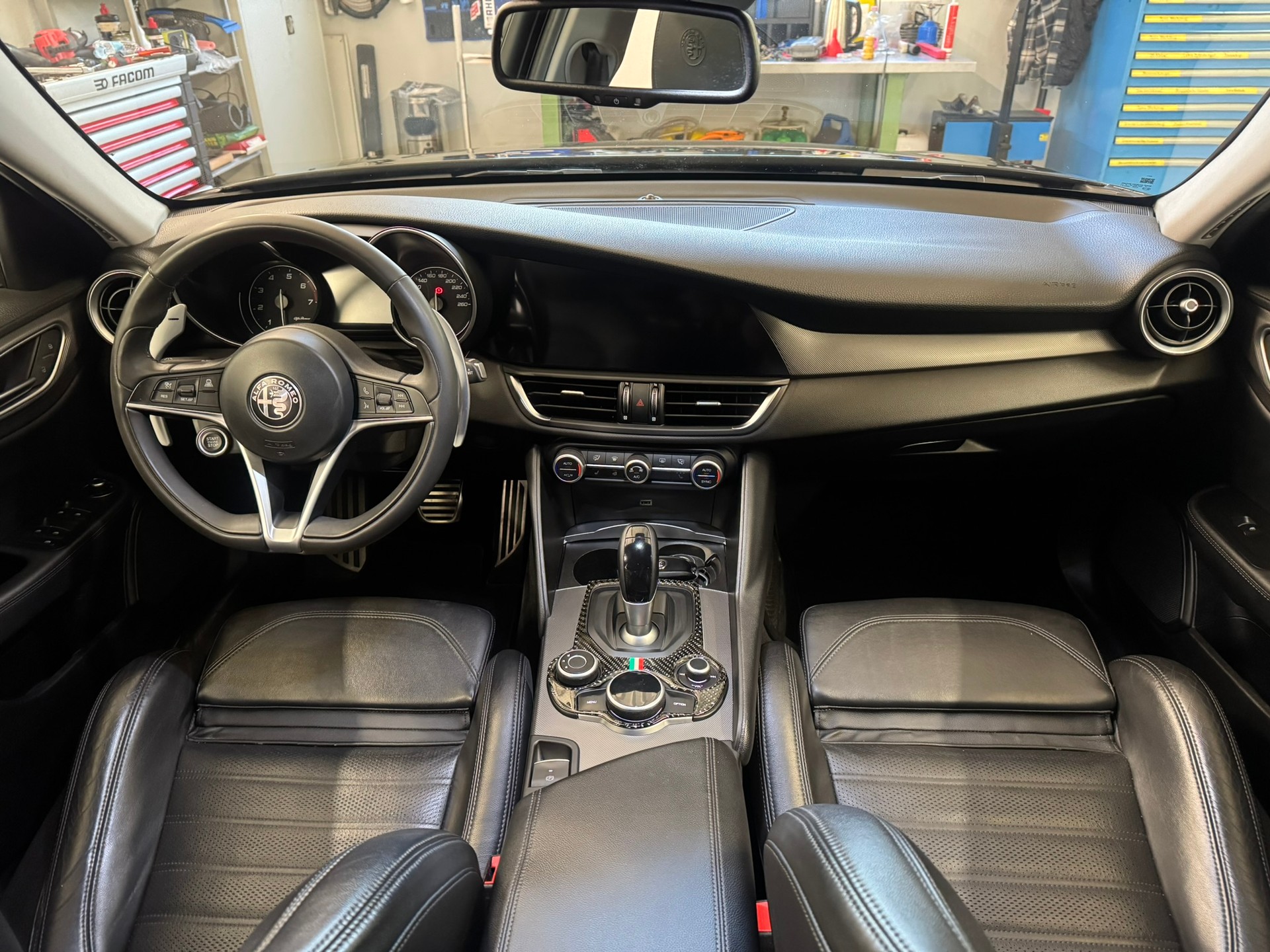 ALFA ROMEO Giulia 2.0 Veloce Q4 Automatic-image-7