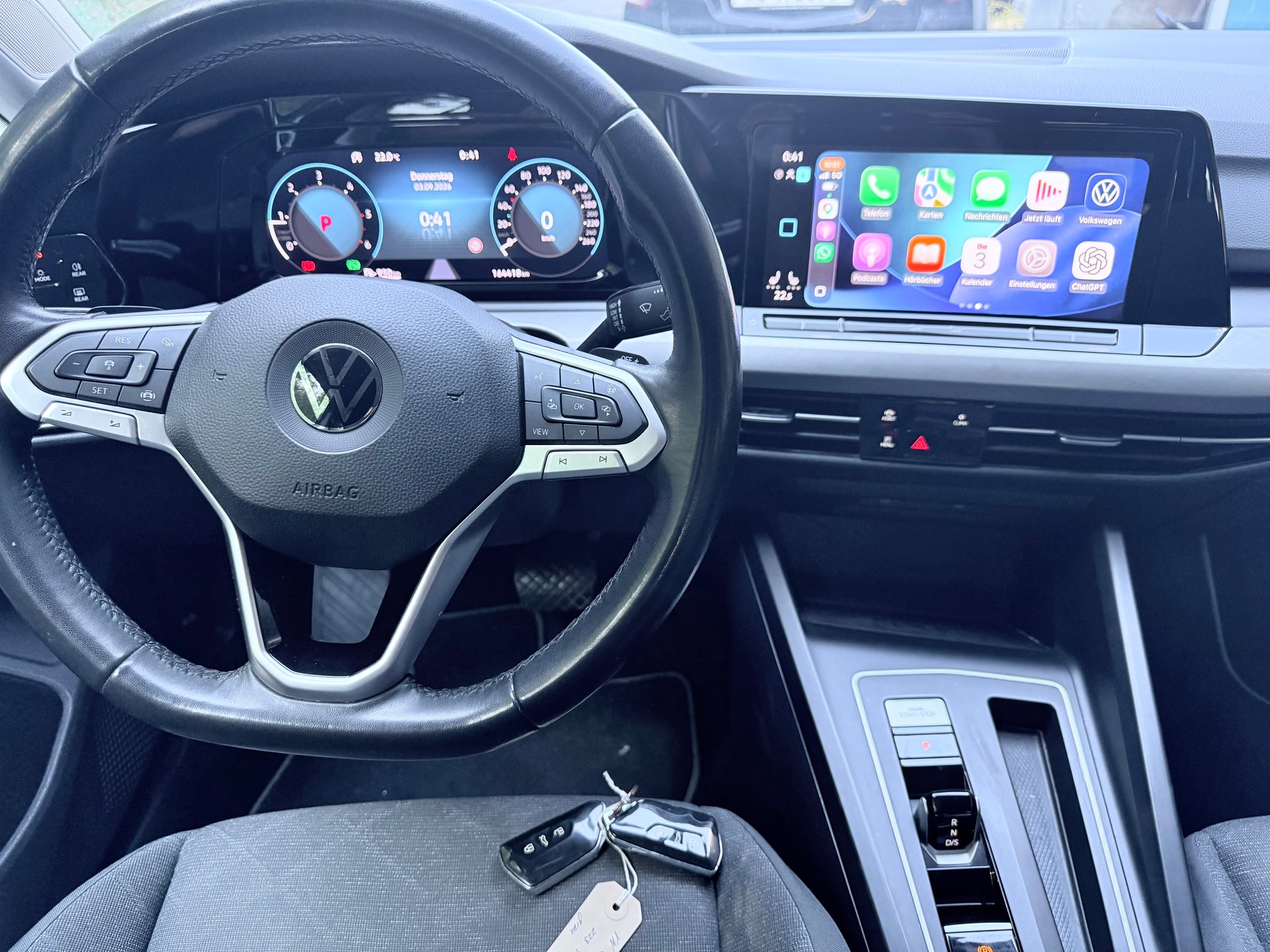 VW Golf Variant 2.0 TDI Life DSG 4Motion-image-9