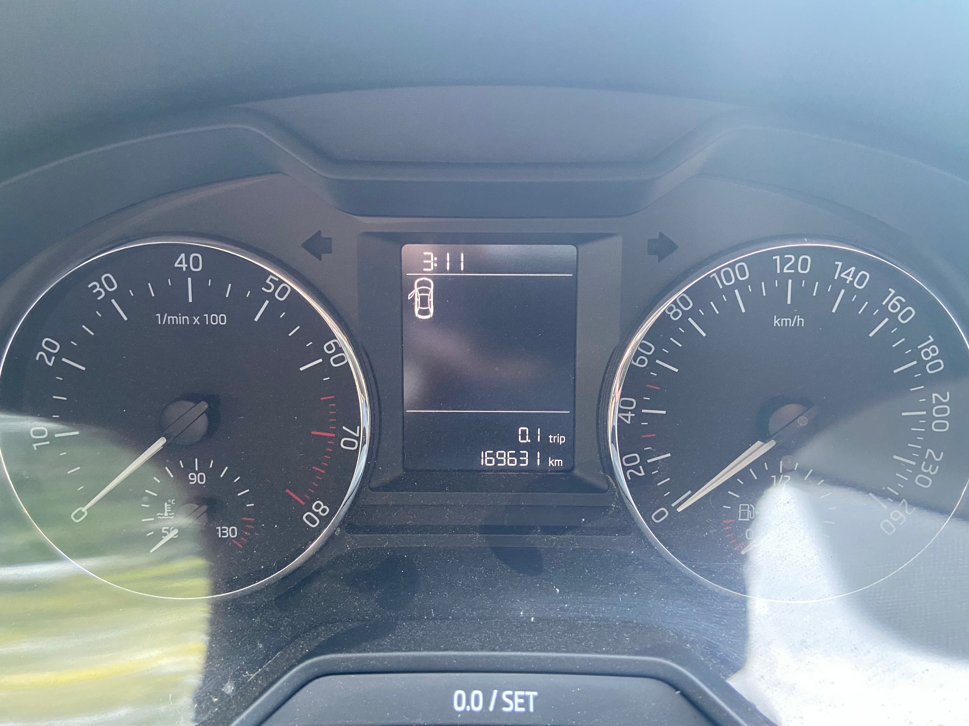 SKODA Octavia Combi 1.4 TSI Ambition-image-12