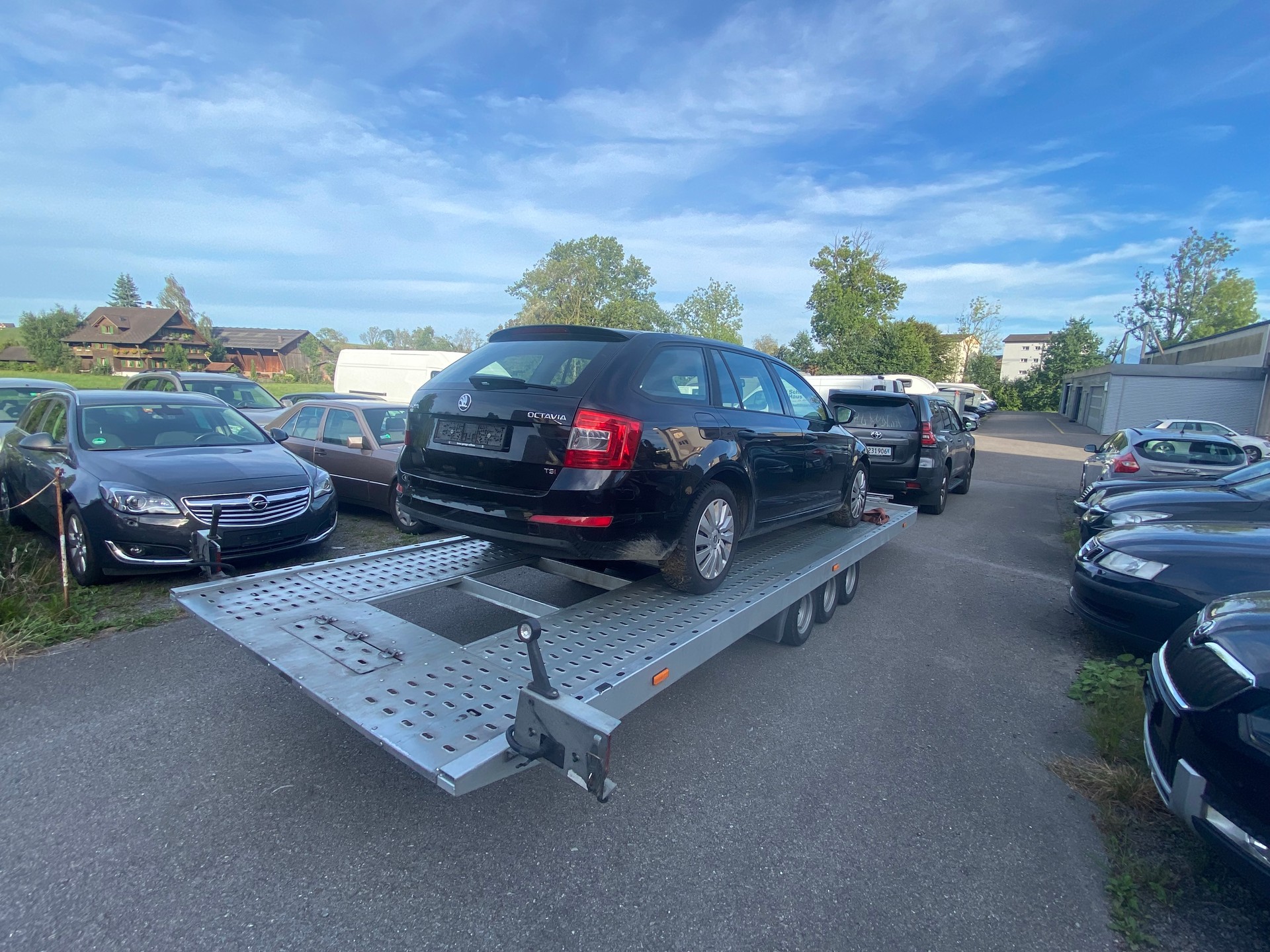 SKODA Octavia Combi 1.4 TSI Ambition-image-4