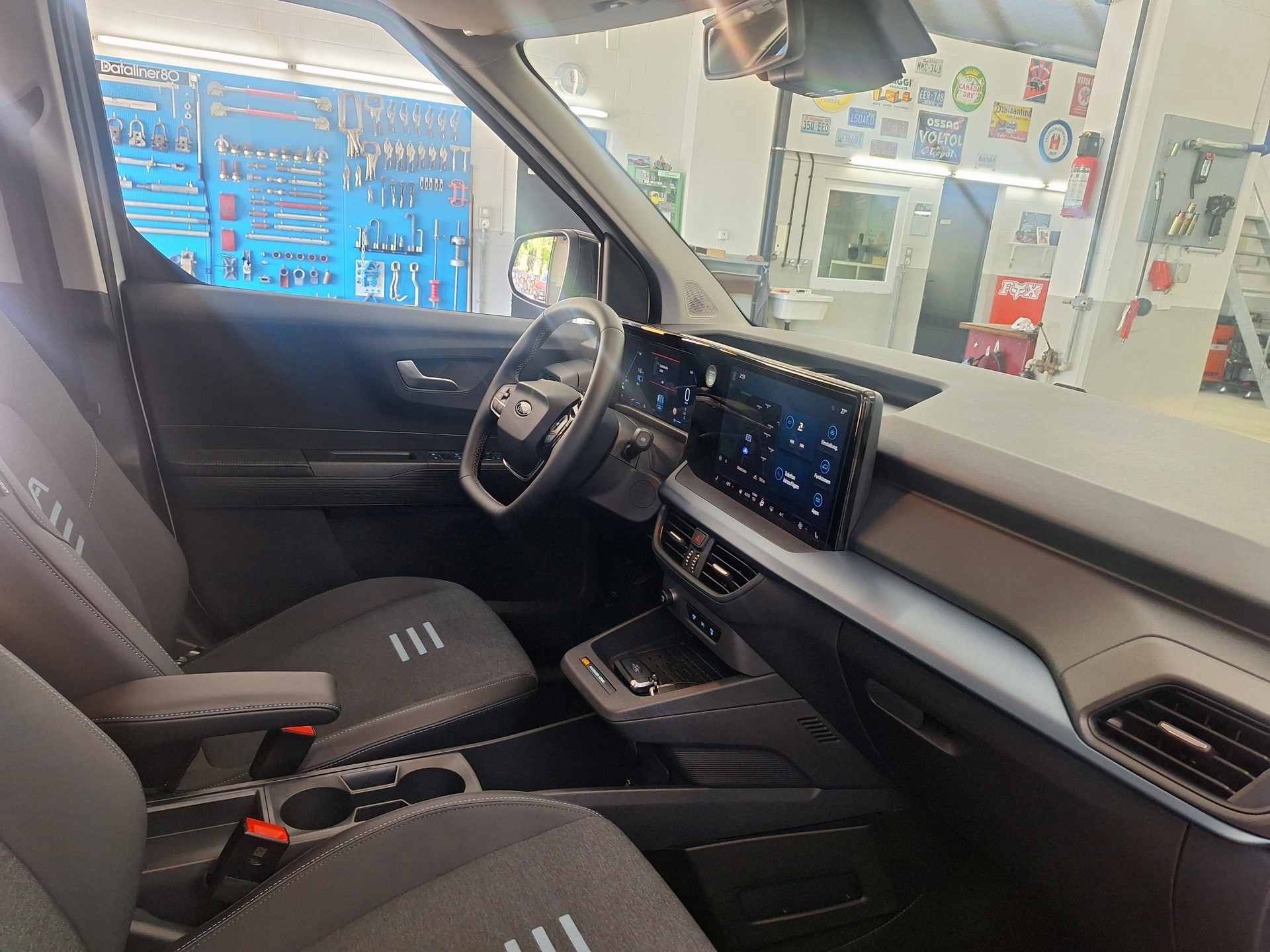 FORD Tourneo Courier Elektro 54kWh Active ⚡CH-Auslieferung mit Garantie bis Oktober 2028⚡-image-19